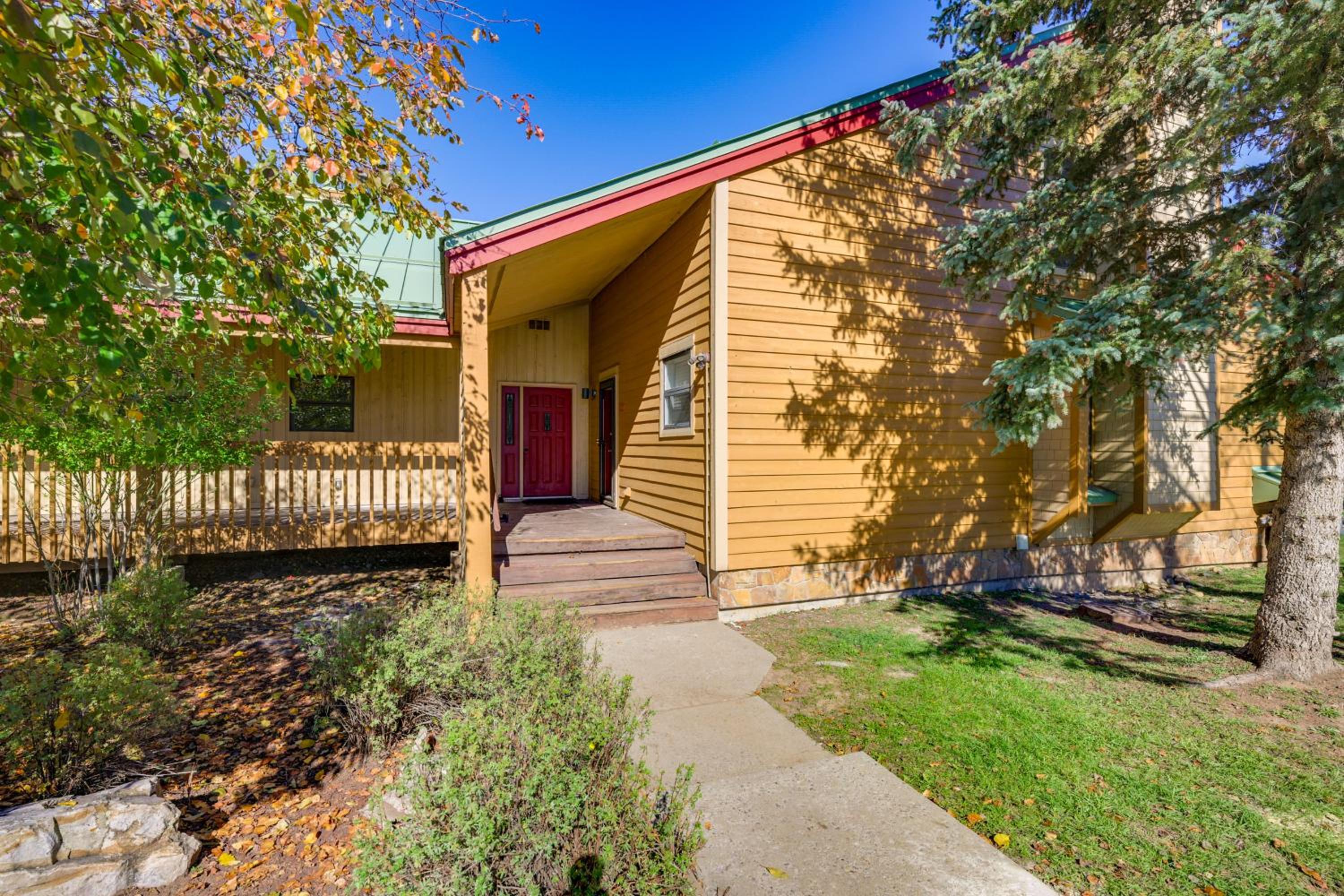 4 Mi to Dtwn Pagosa Springs Gem with Mtn Views!