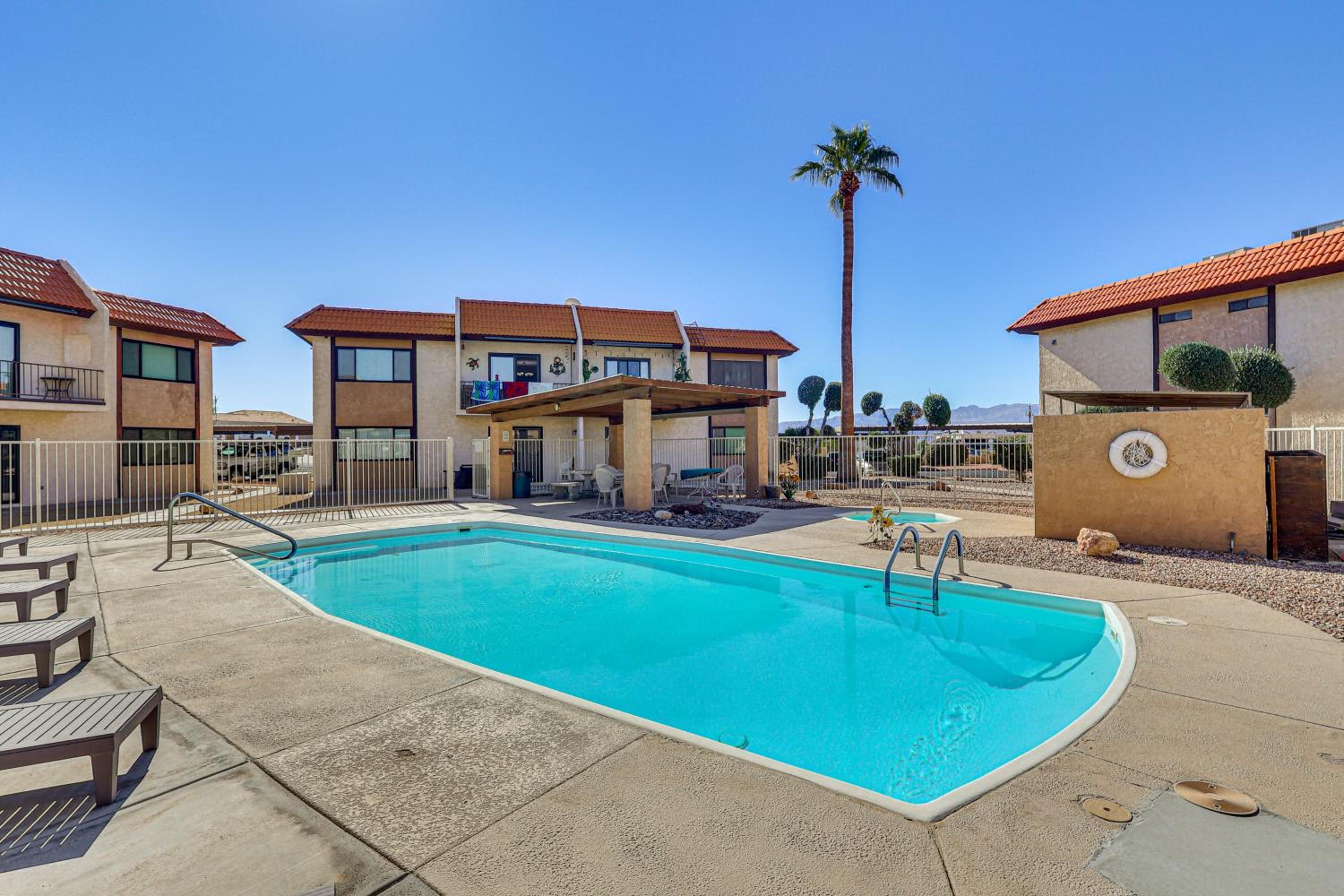 Pool, Lake and Sun! Havasu Hot Spot By London Bridge