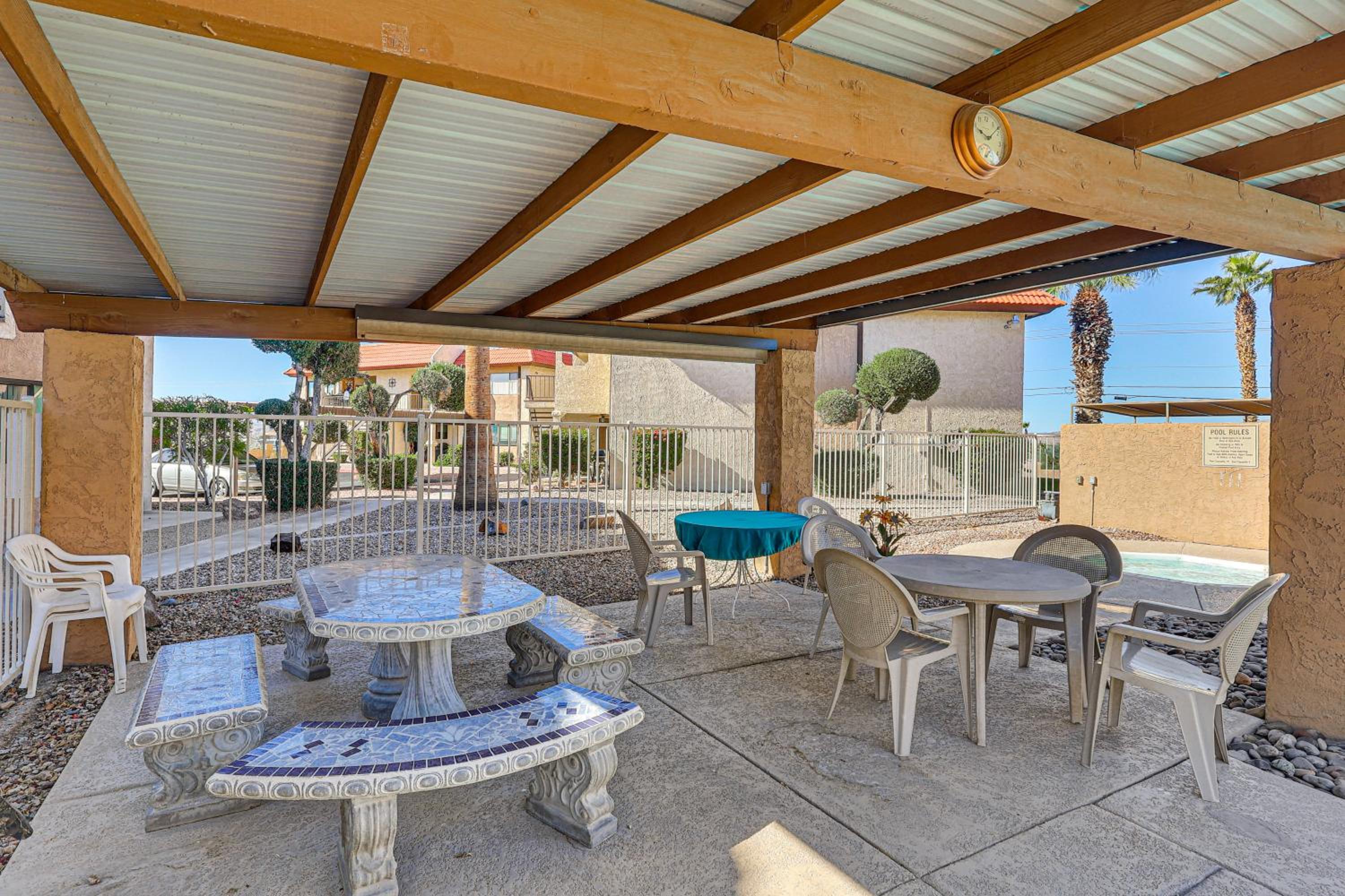 Pool, Lake and Sun! Havasu Hot Spot By London Bridge
