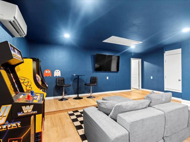 Poolside Paradise Game Room Fire Pit Hot Tub