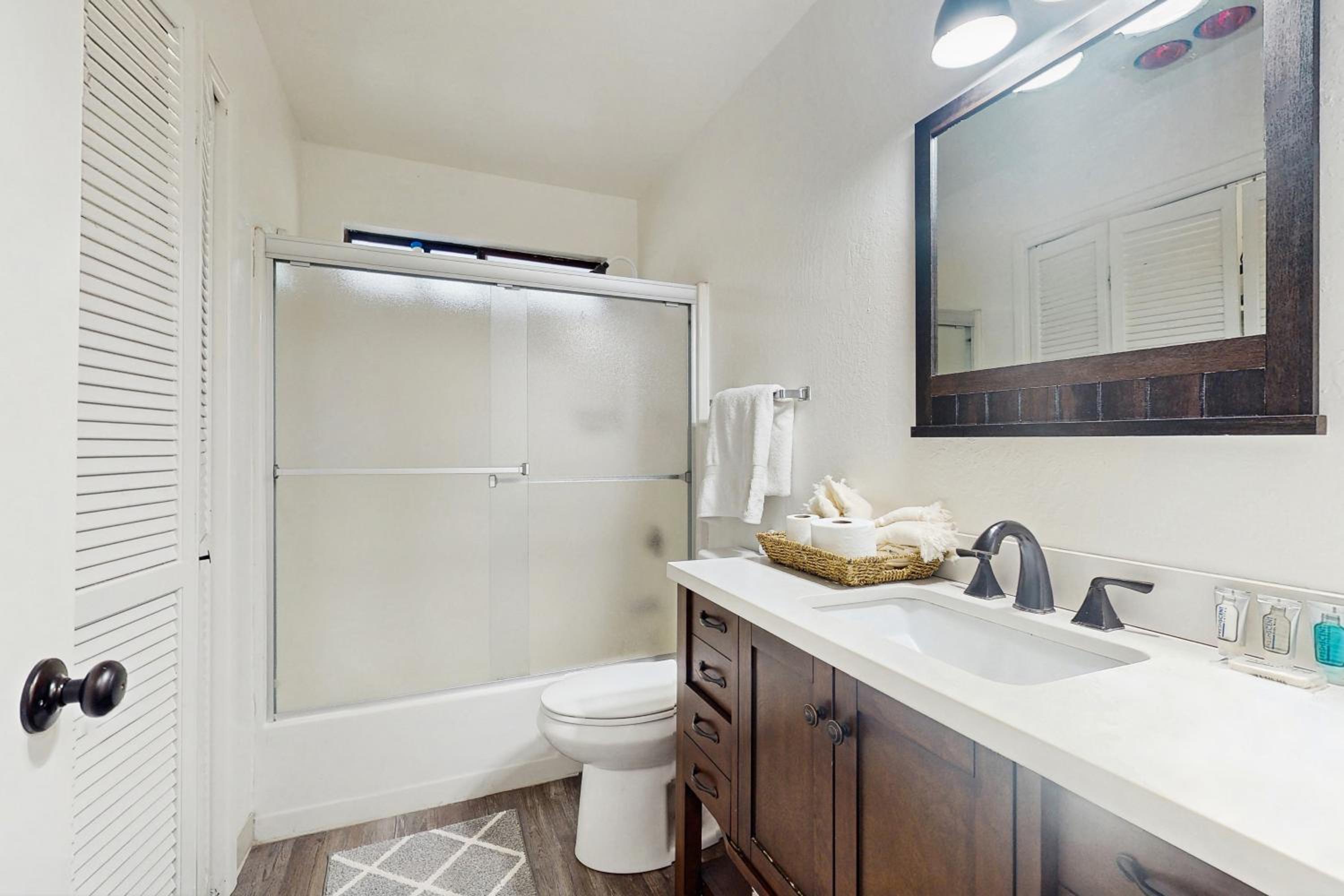 4BR Home Near Yosemite with Pool Table