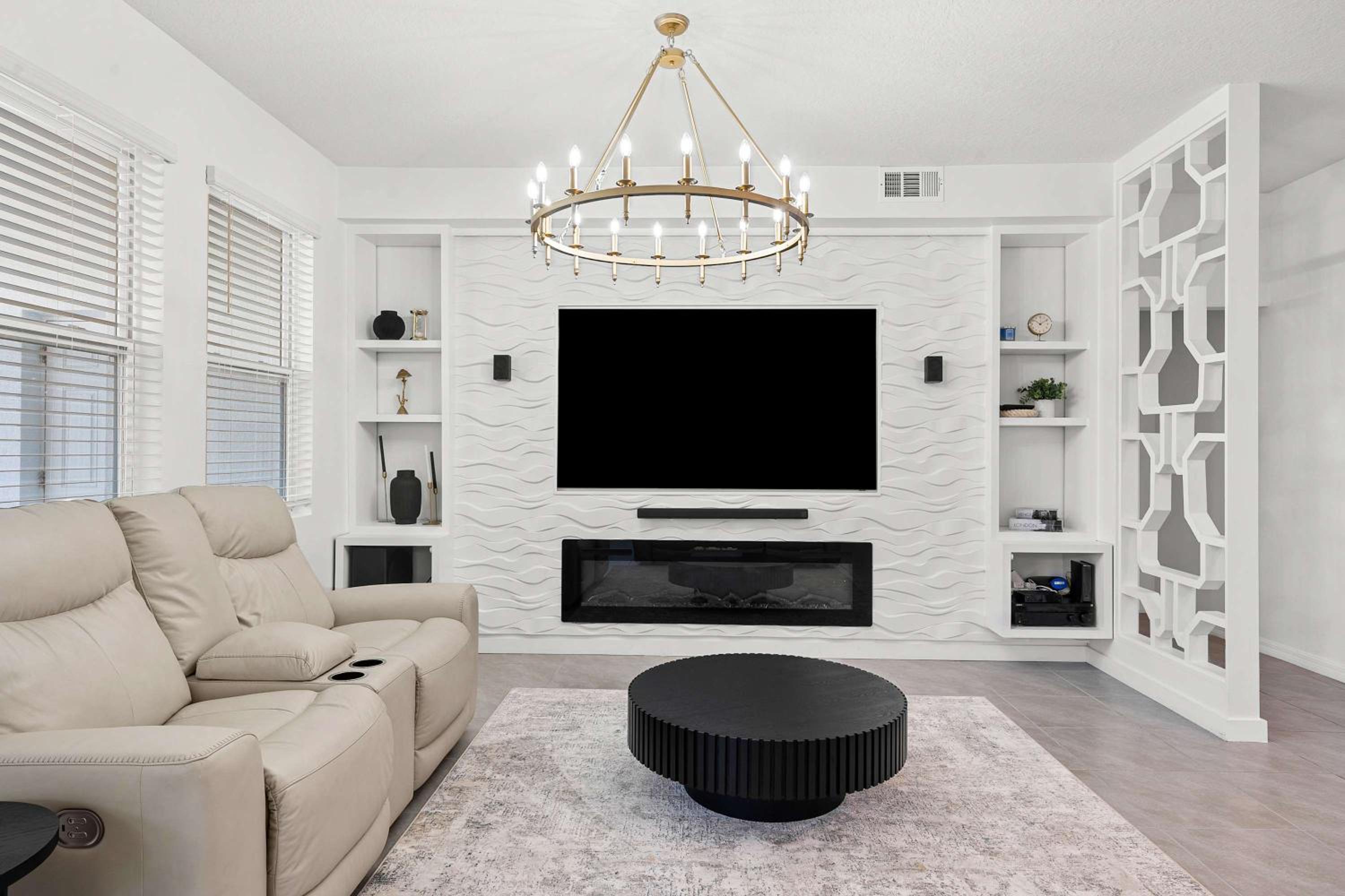 Themed 6BR Home Game Room Pool Sleeps 16