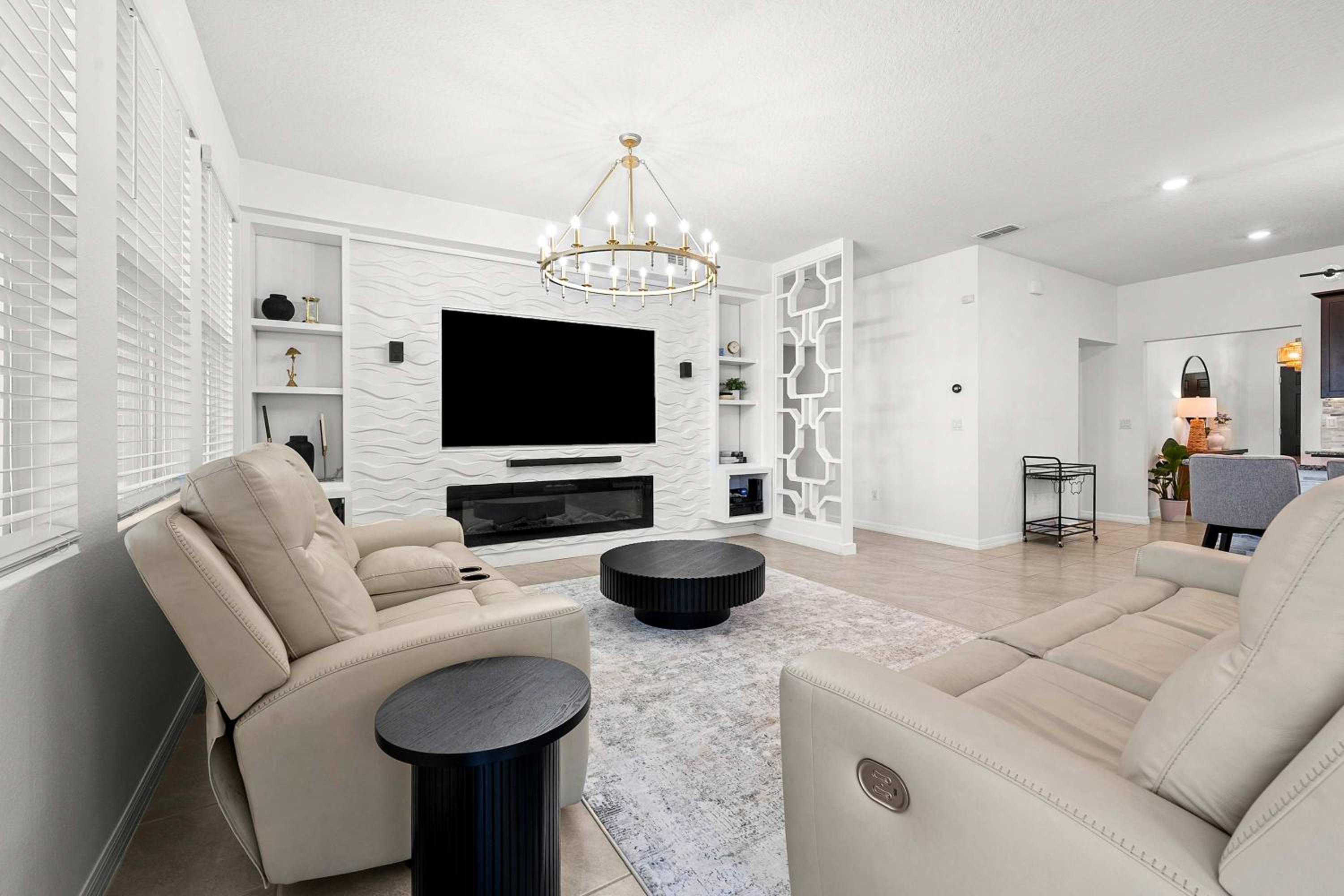 Themed 6BR Home Game Room Pool Sleeps 16