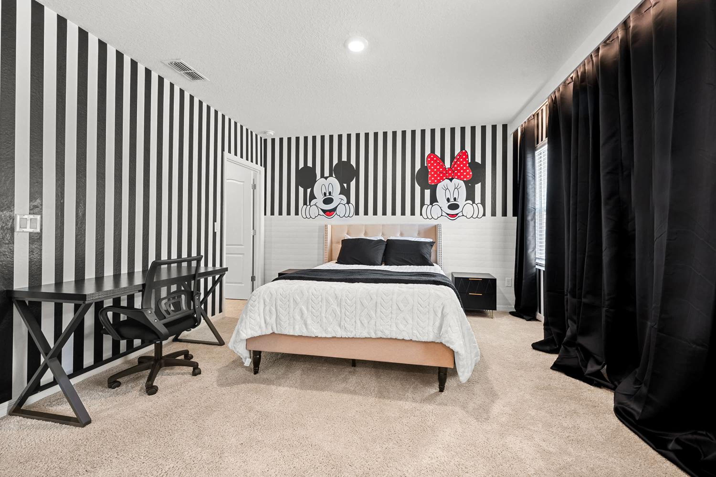 Themed 6BR Home Game Room Pool Sleeps 16