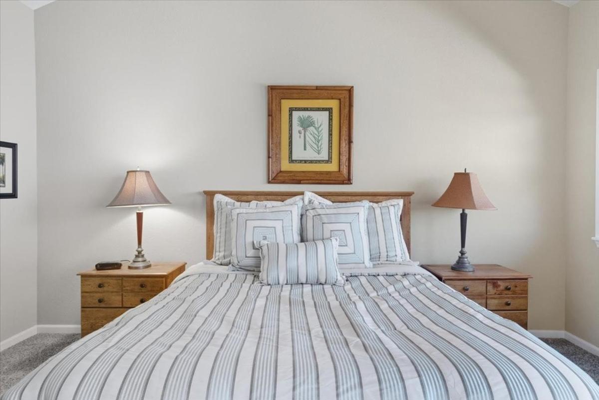 2mm Main Channel Views, Boat & PWC Slip, 2 Pools, Playground & Tennis
