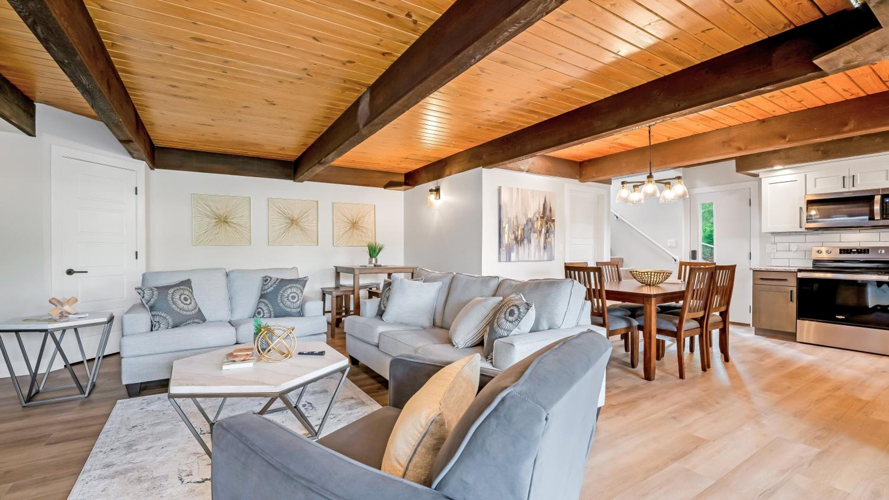 Amazing Lakefront Paradise with Perfect Location