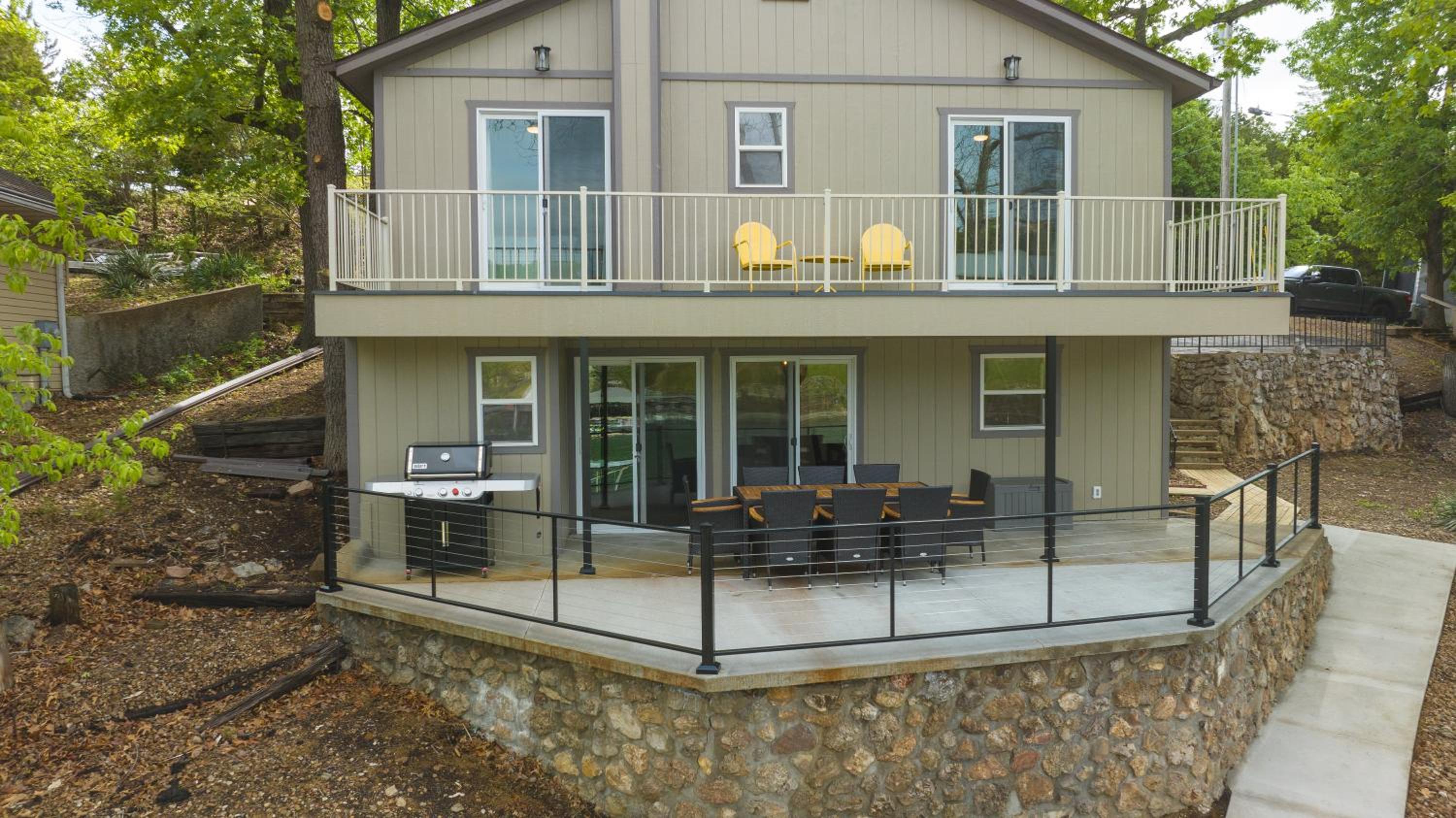 Amazing Lakefront Paradise with Perfect Location