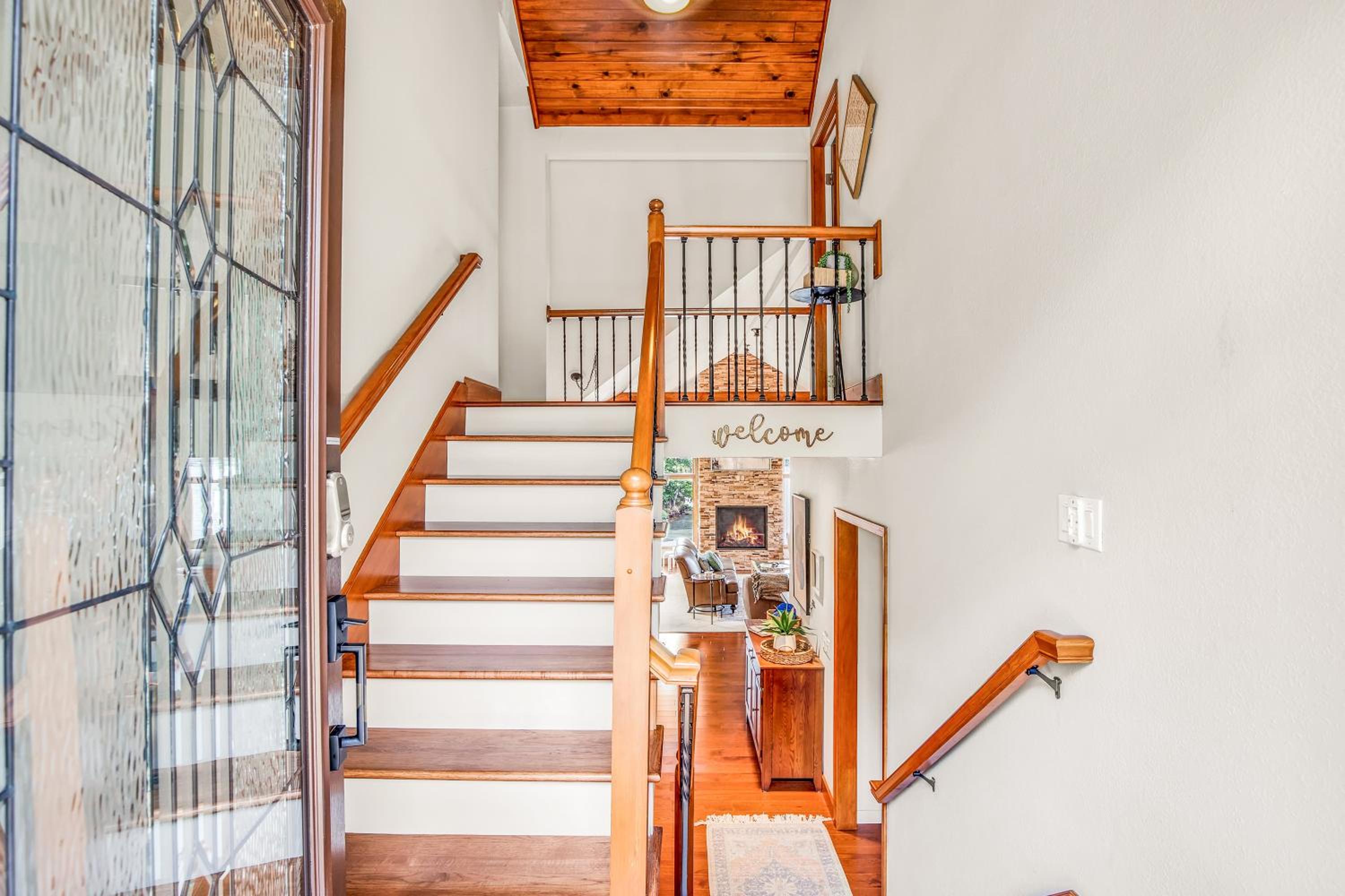 Amazing Cove, Fenced Yard, & Game Room!