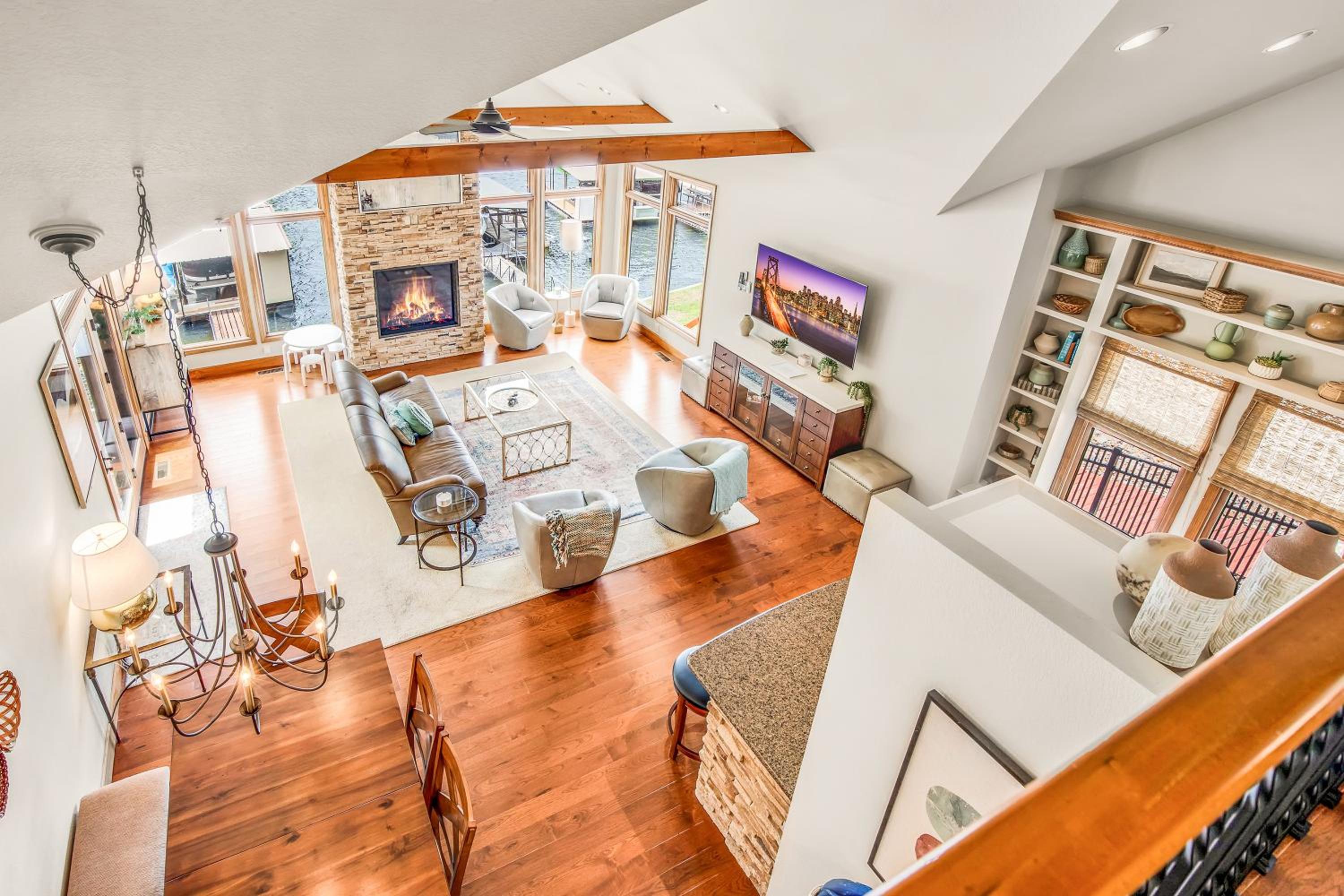 Amazing Cove, Fenced Yard, & Game Room!