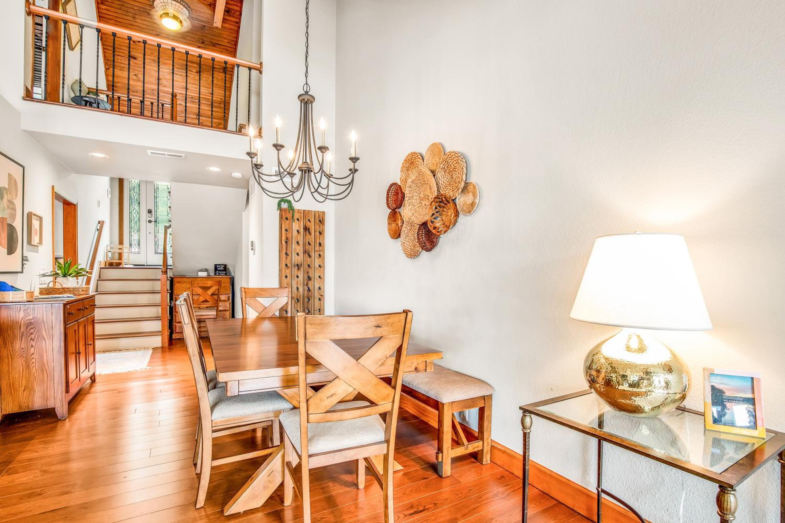 Amazing Cove, Fenced Yard, & Game Room!