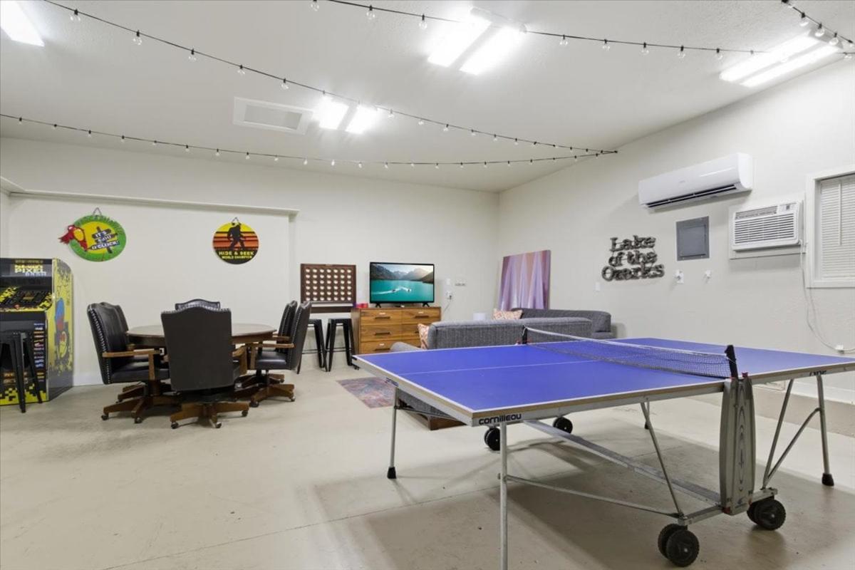 Amazing Cove, Fenced Yard, & Game Room!