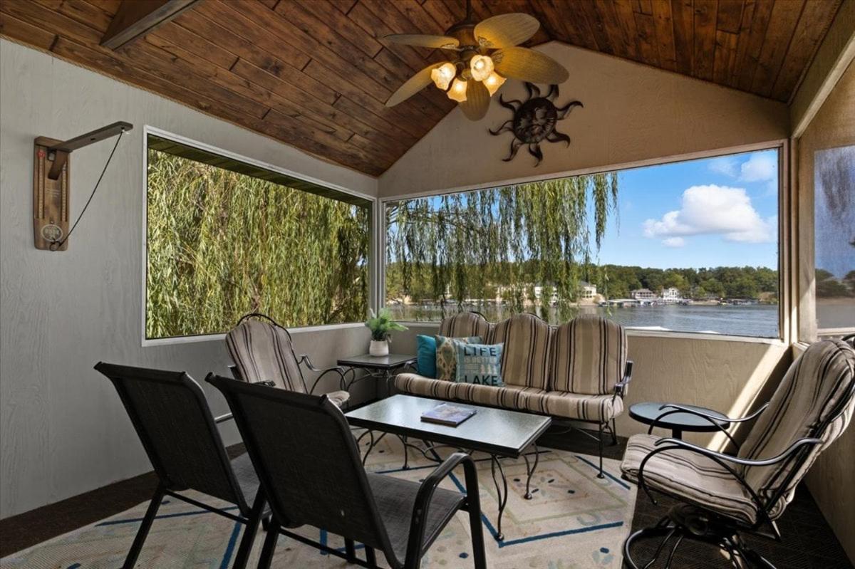 Amazing Cove, Fenced Yard, & Game Room!