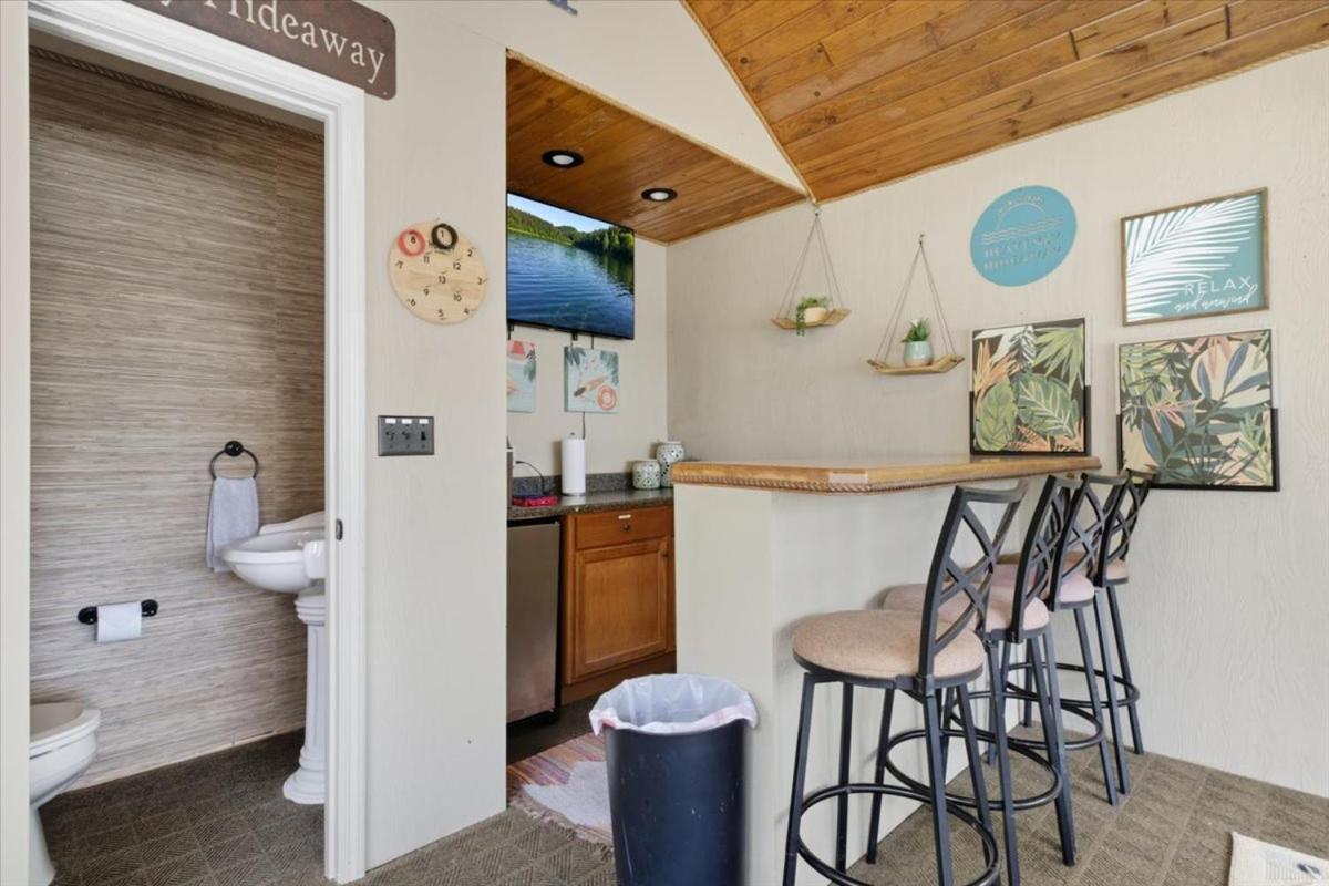 Amazing Cove, Fenced Yard, & Game Room!