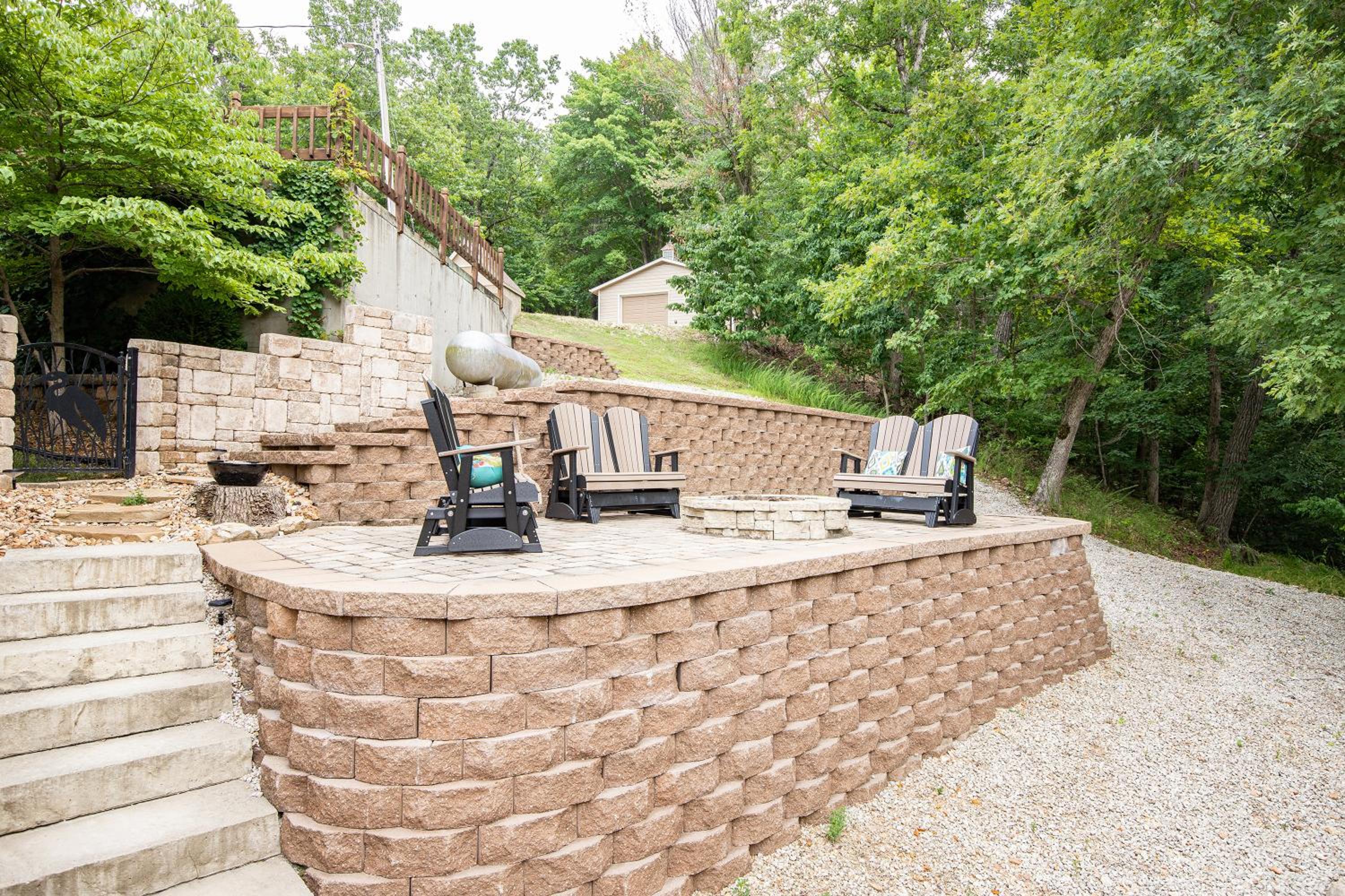 Amazing Cove, Fenced Yard, & Game Room!