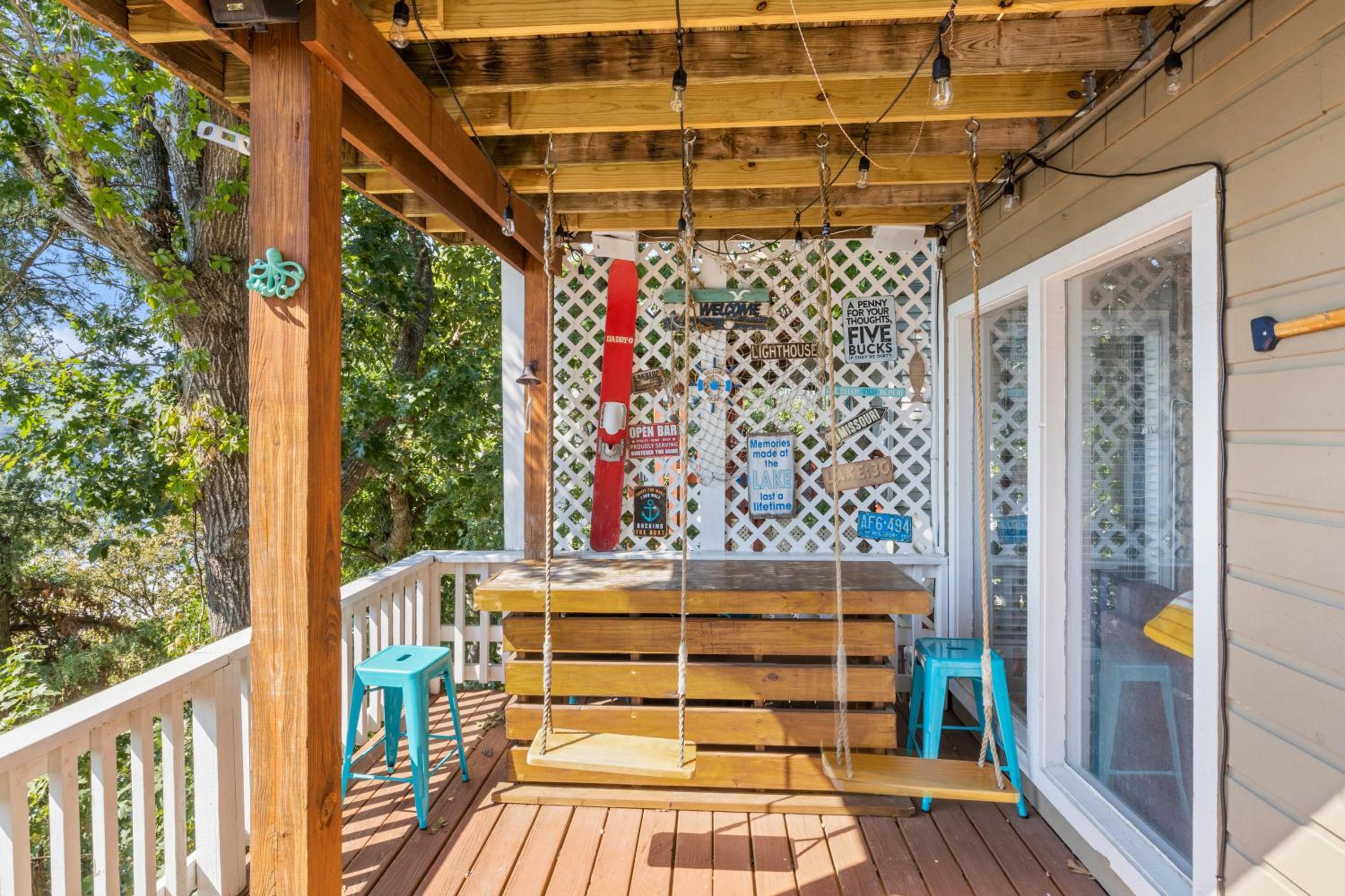 Amazing Views Close to the Strip - Private Dock!
