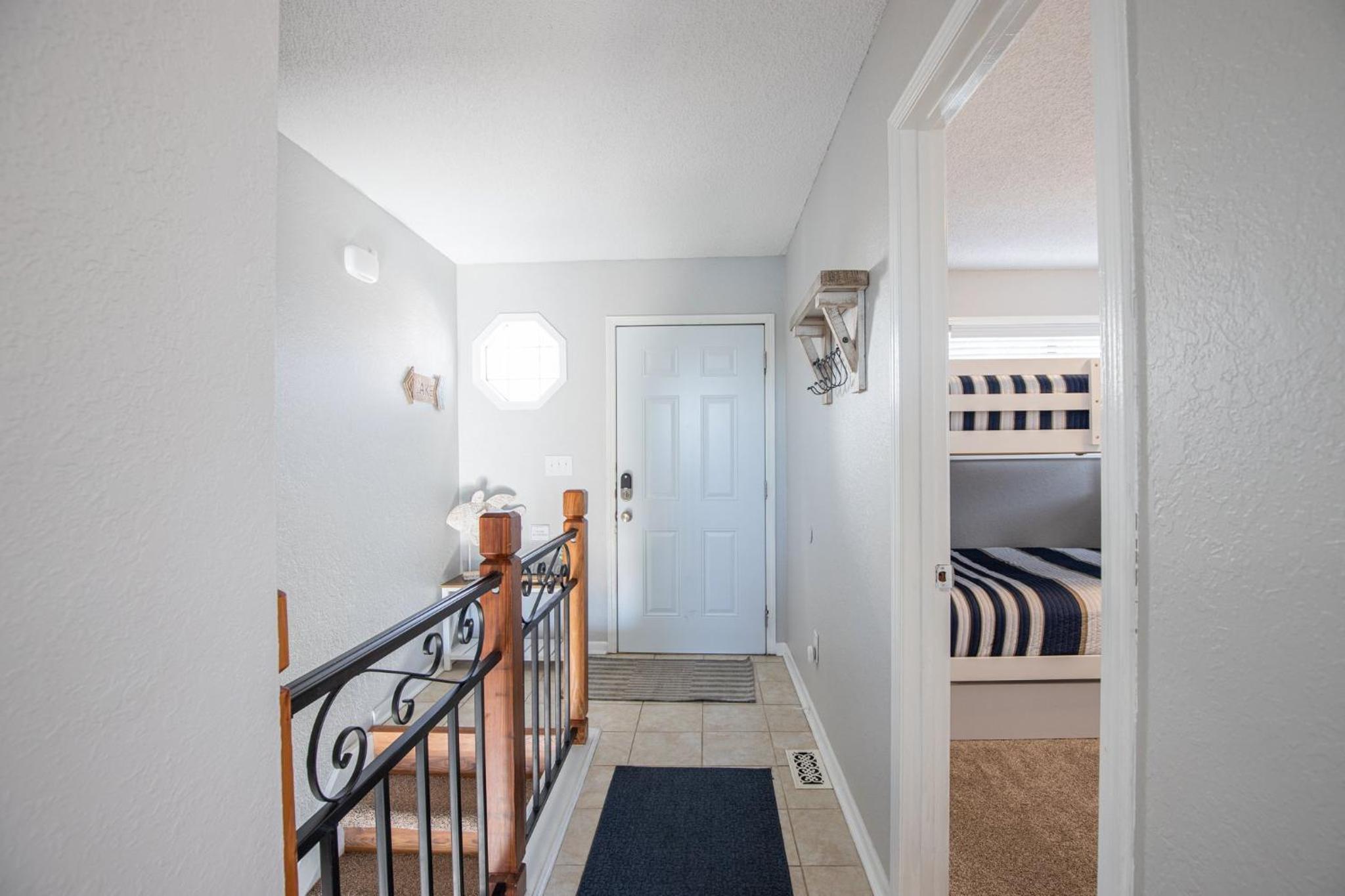 Amazing Views Close to the Strip - Private Dock!