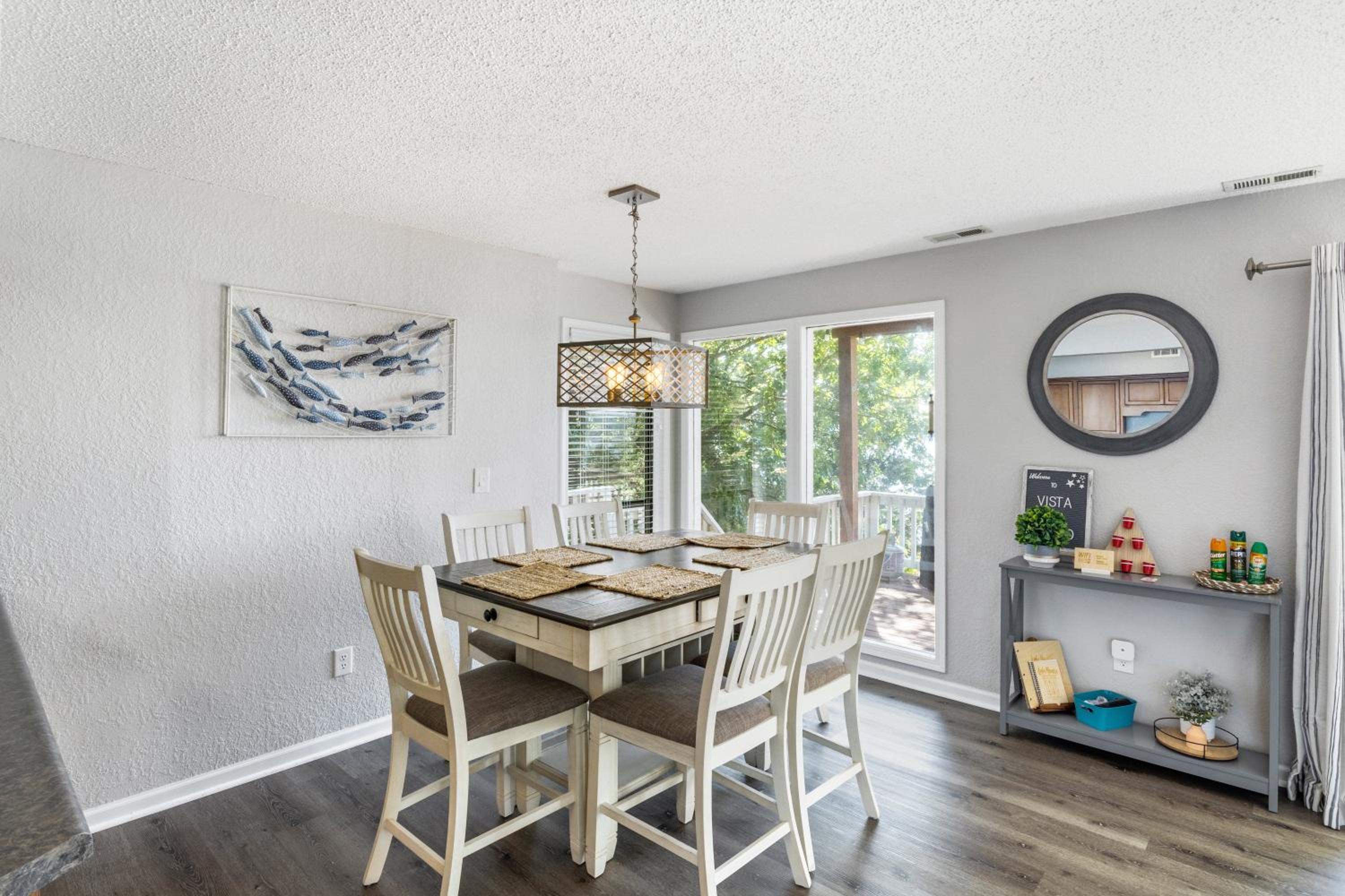 Amazing Views Close to the Strip - Private Dock!