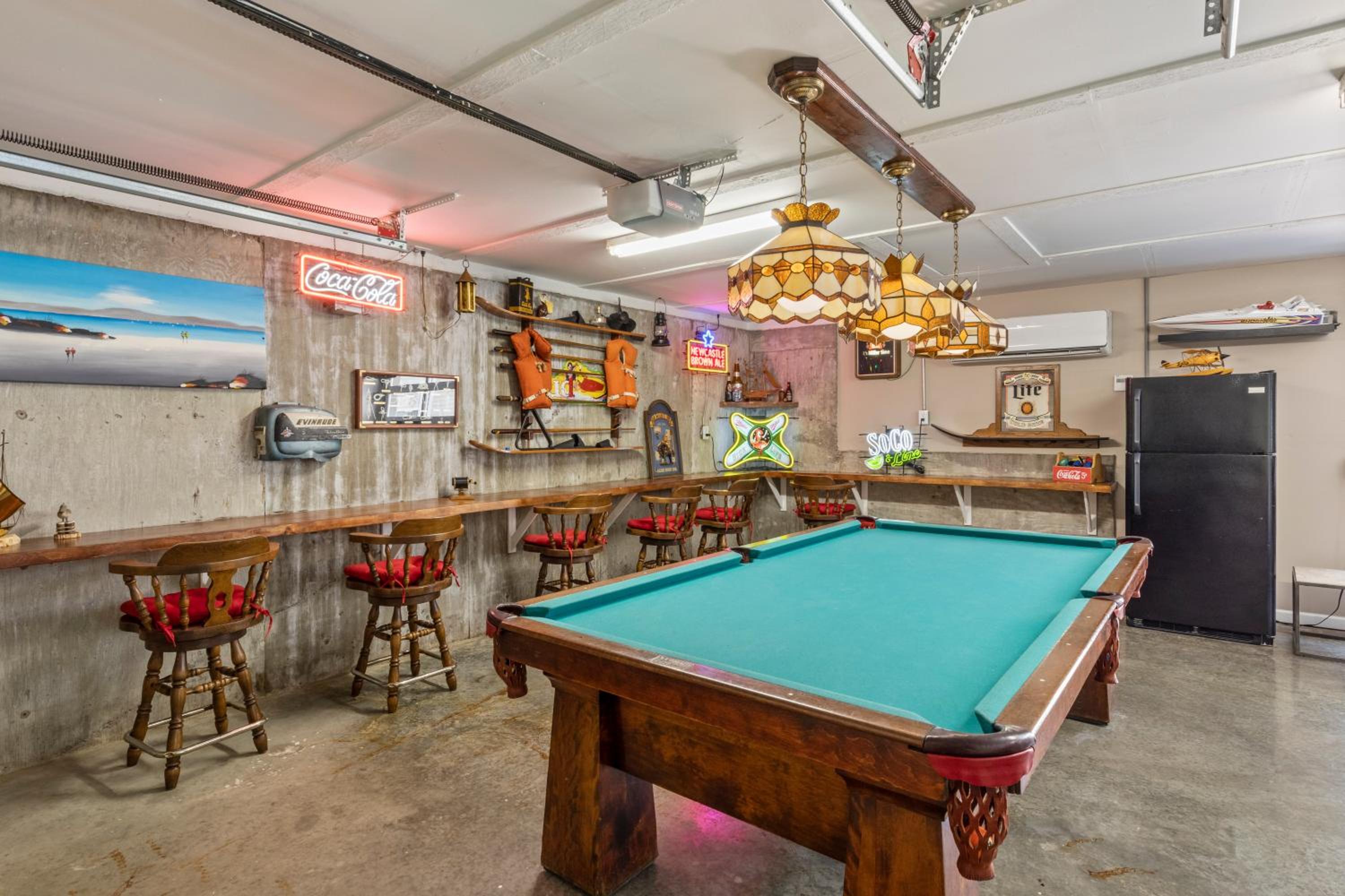 Amazing Game Room with Dock Tram to Huge Dock - Great For Families