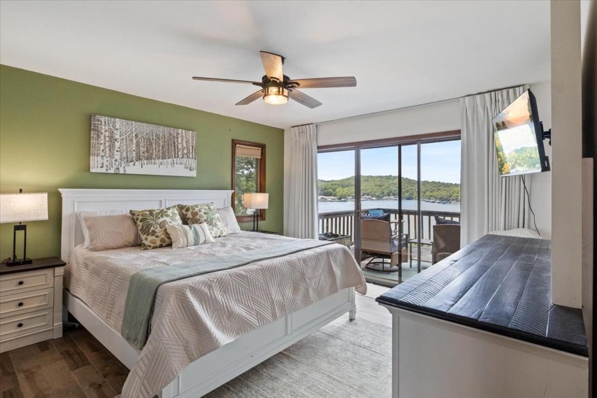 17 Lakefront Acres, Private Dock, Firepit, Pool Table, Kayaks, Fishing