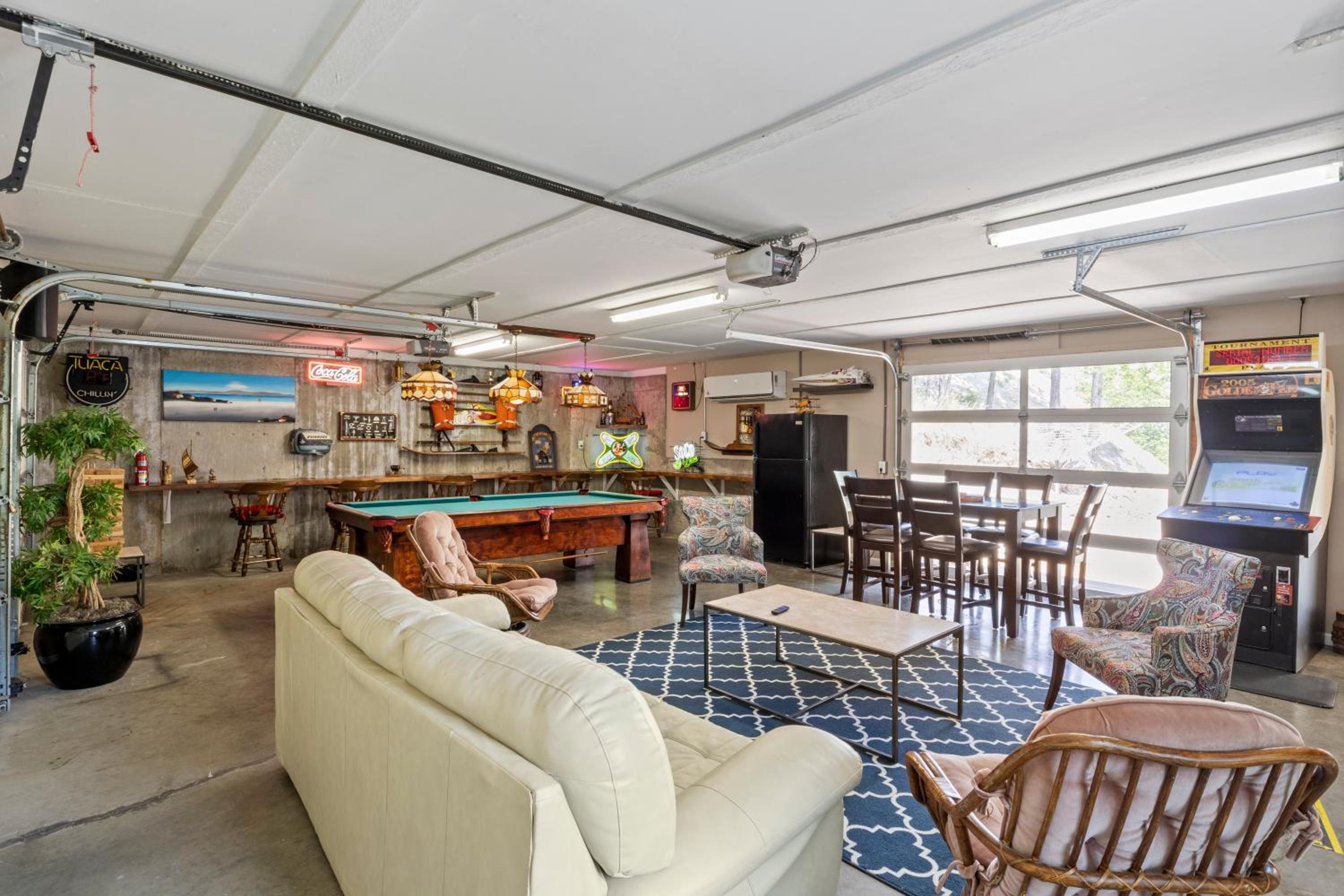 Amazing Game Room with Dock Tram to Huge Dock - Great For Families