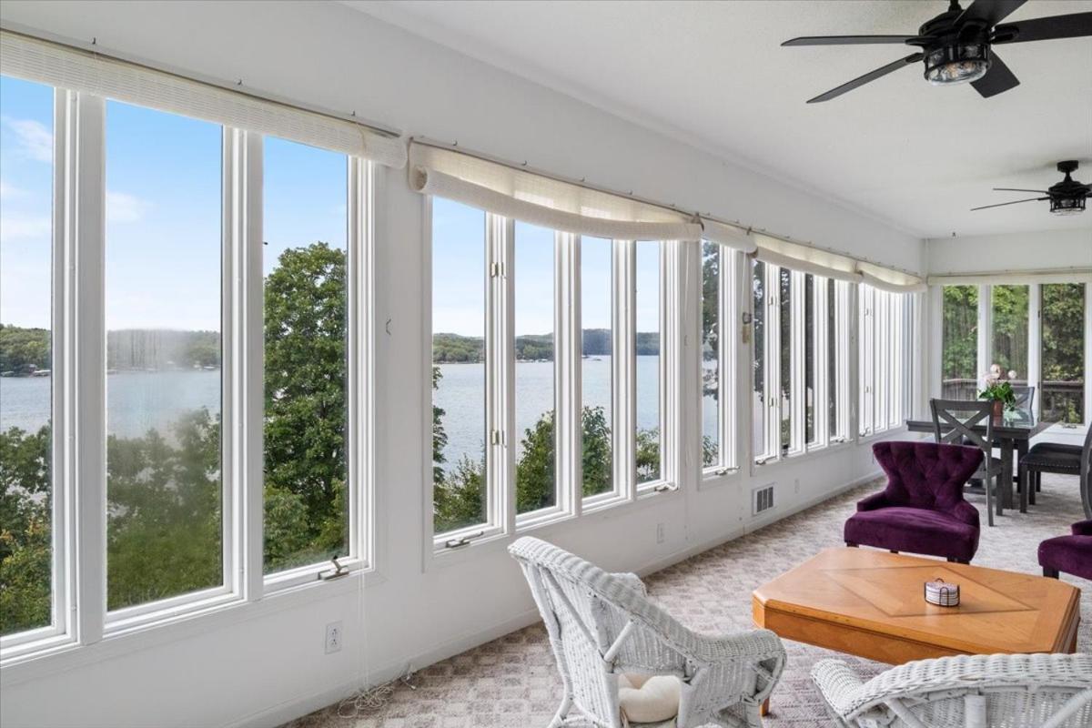17 Lakefront Acres, Private Dock, Firepit, Pool Table, Kayaks, Fishing