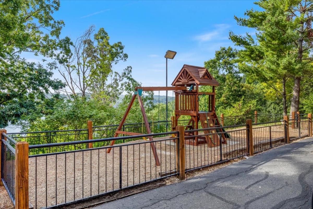 Amazing Main Channel Views with Screened Balcony
