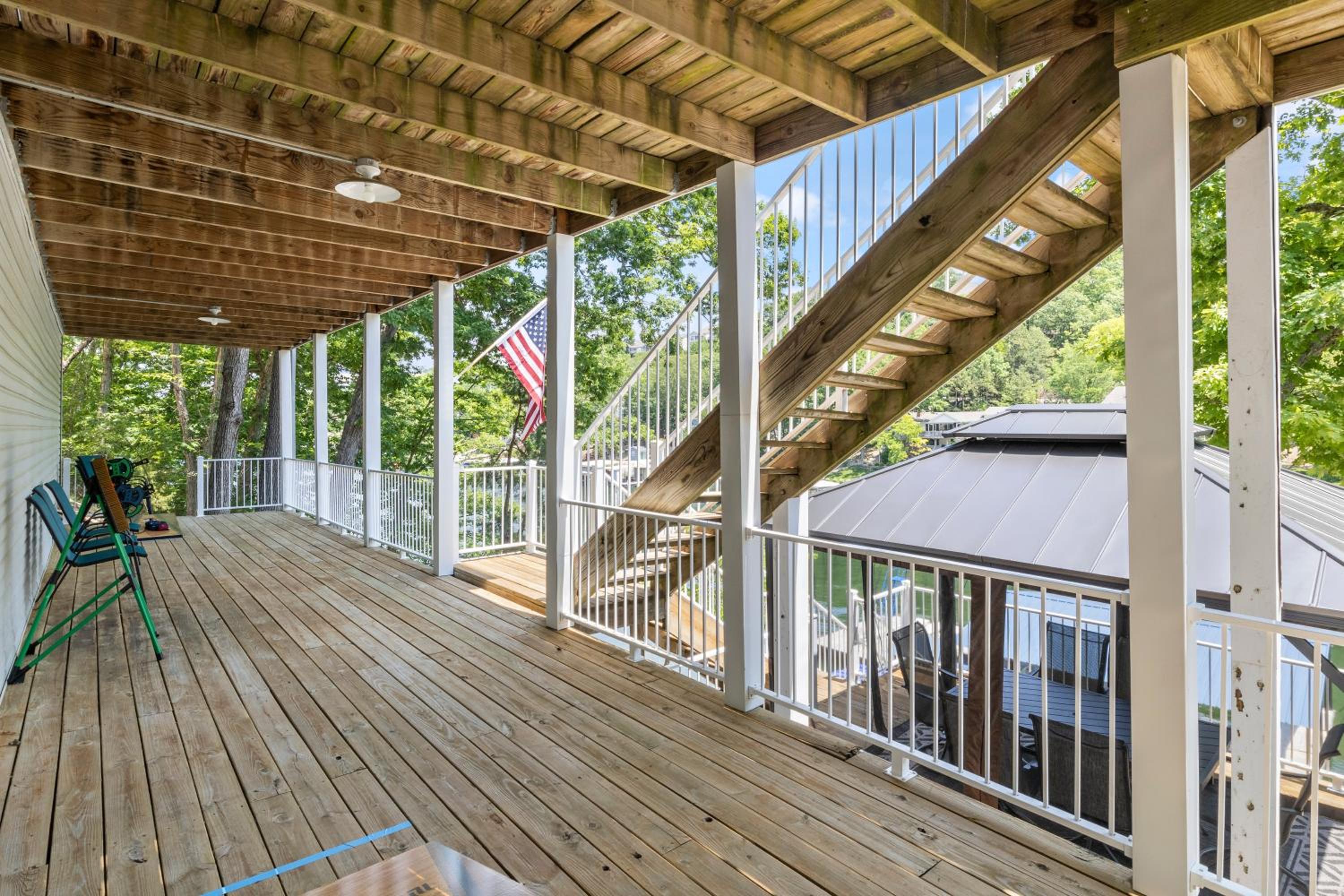 Amazing Game Room with Dock Tram to Huge Dock - Great For Families