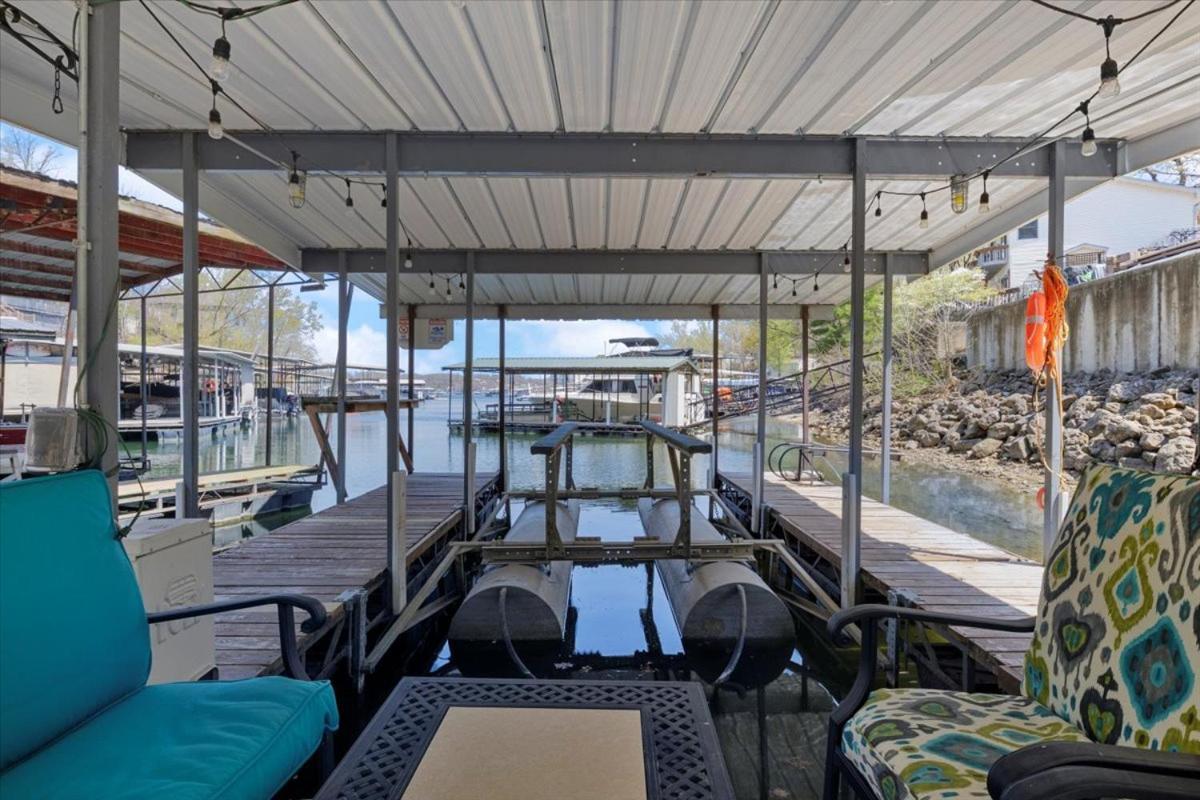 3mm Lake Ozark, Trailer Parking, Dock, Boat Slip, & Amazing Cove Views