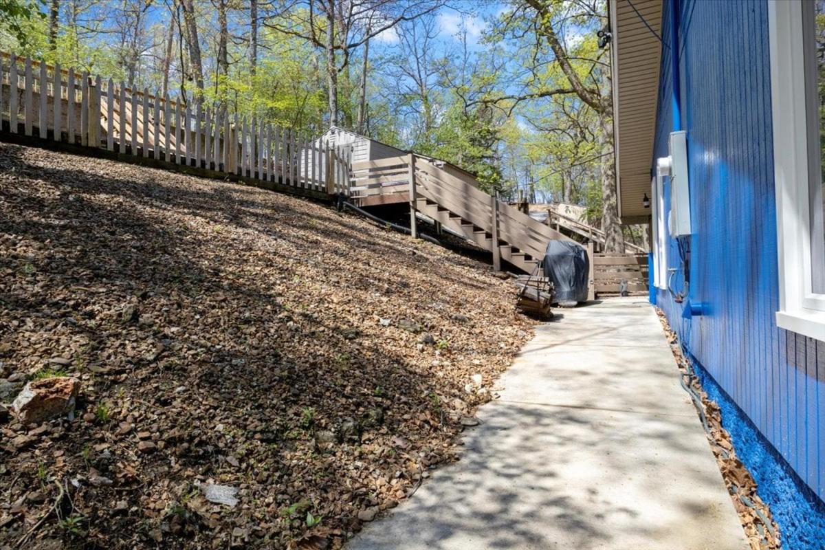 3mm Lake Ozark, Trailer Parking, Dock, Boat Slip, & Amazing Cove Views