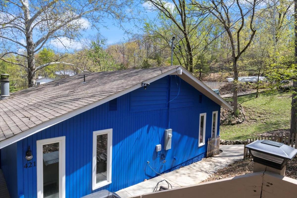 3mm Lake Ozark, Trailer Parking, Dock, Boat Slip, & Amazing Cove Views