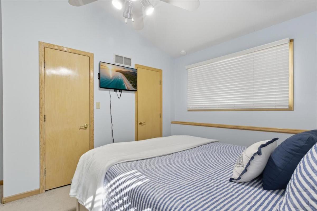 Beautiful Views in Sunrise Beach w/ Boat Slip, Private Dock & Gaming