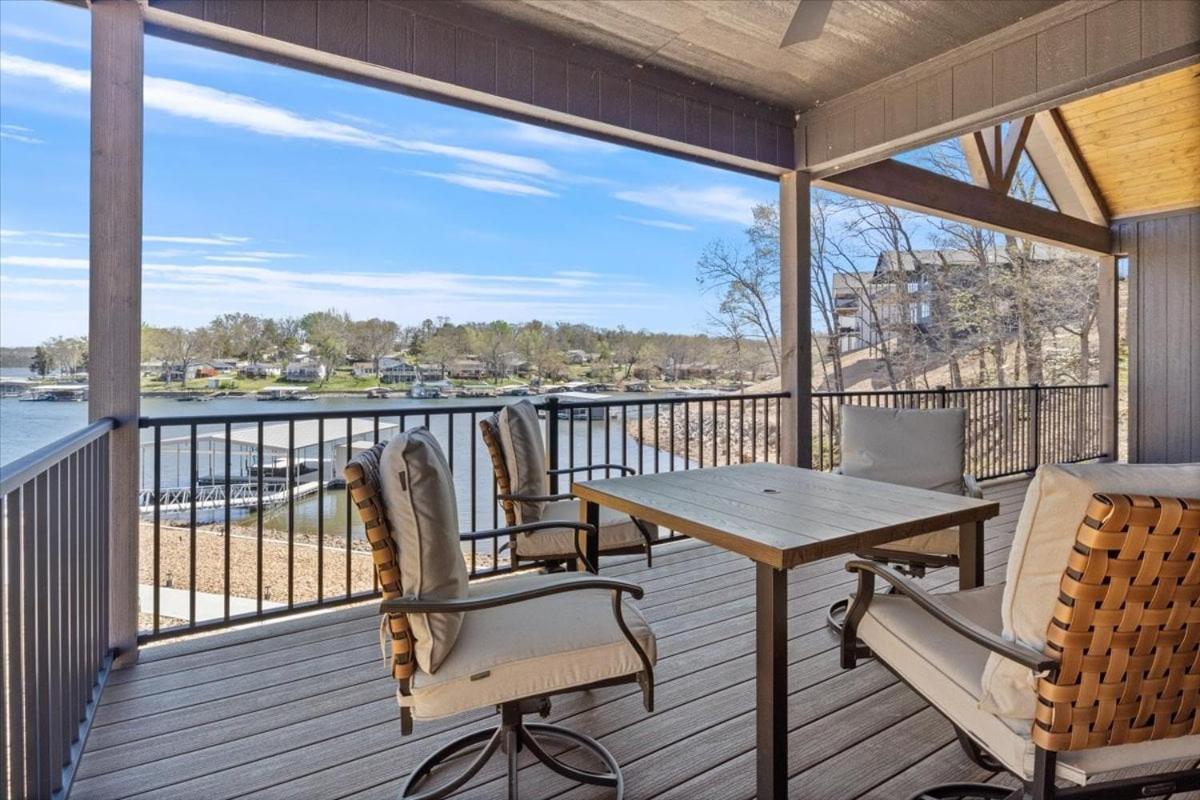 Accessible Lakeside Luxury at the 45mm w/ Private Dock, Sunset Views & More