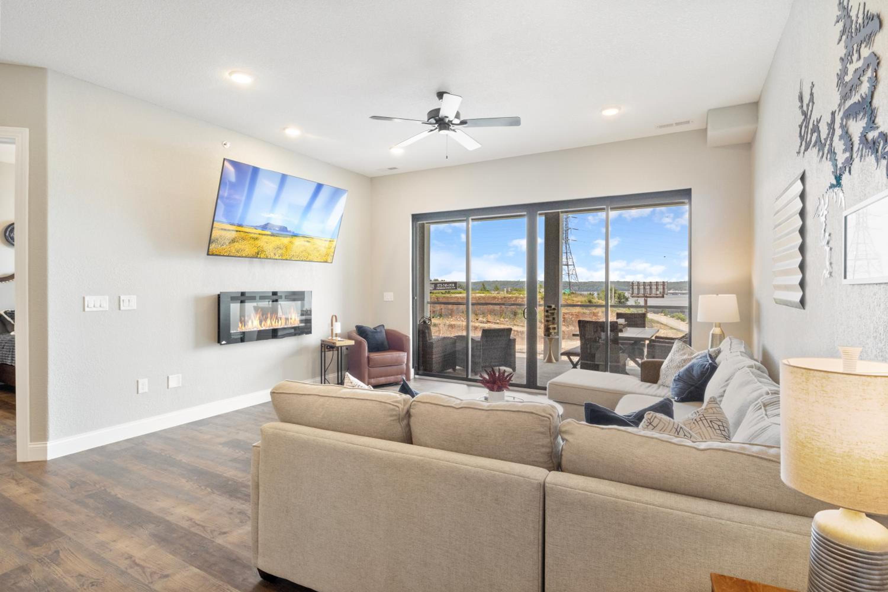 Amazing Top Floor Condo at Topsider Resort Community