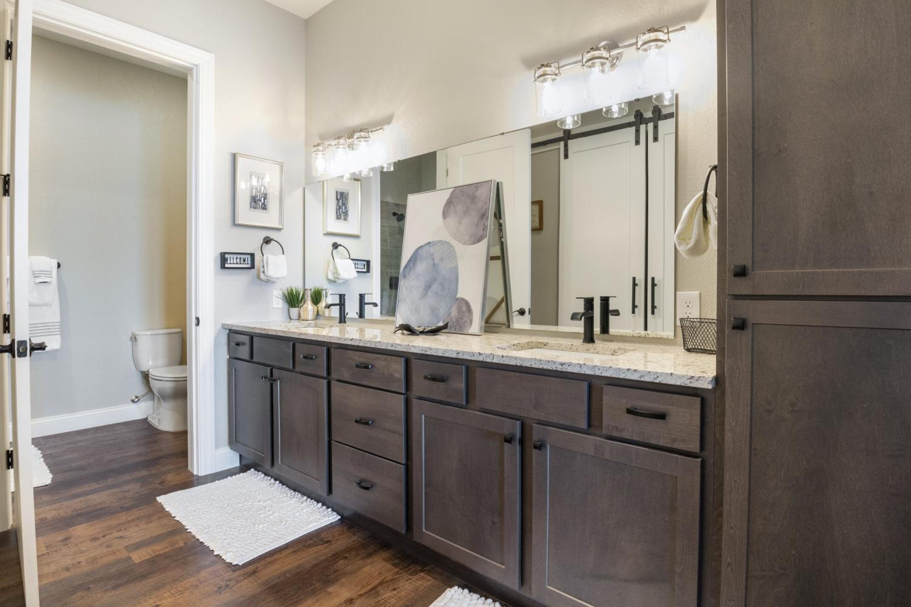 Amazing Top Floor Condo at Topsider Resort Community