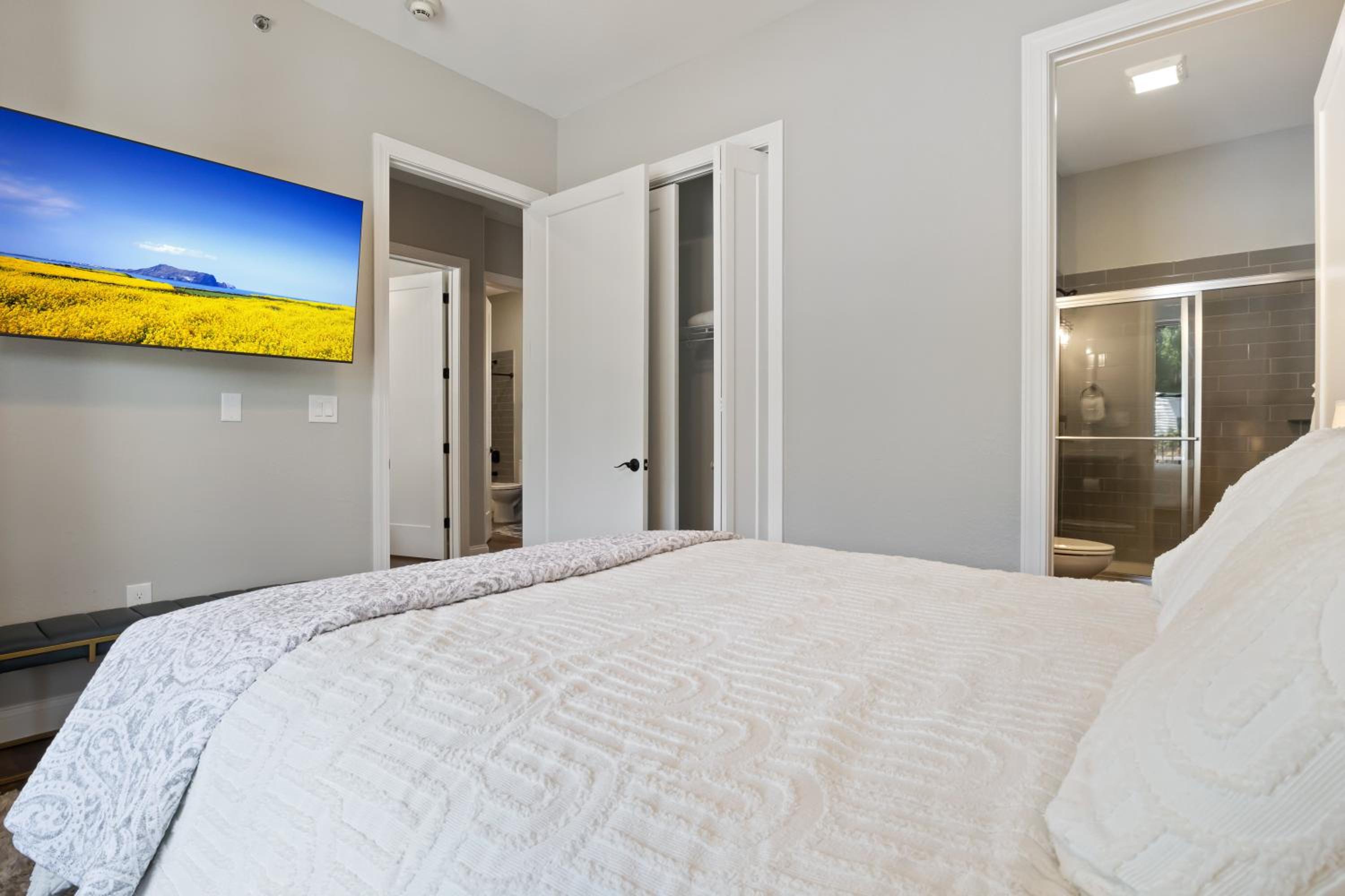 Amazing Top Floor Condo at Topsider Resort Community