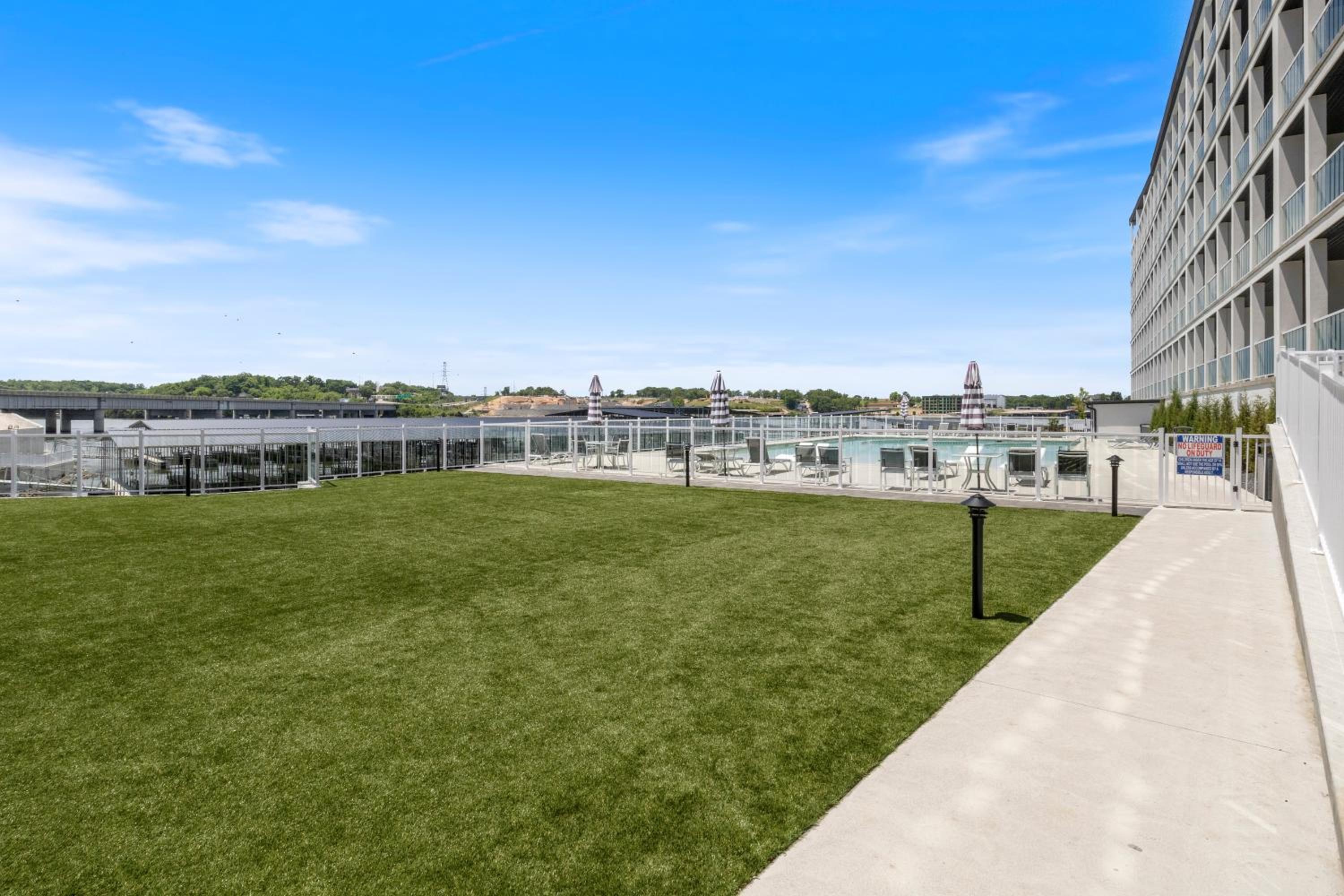 Amazing Top Floor Condo at Topsider Resort Community