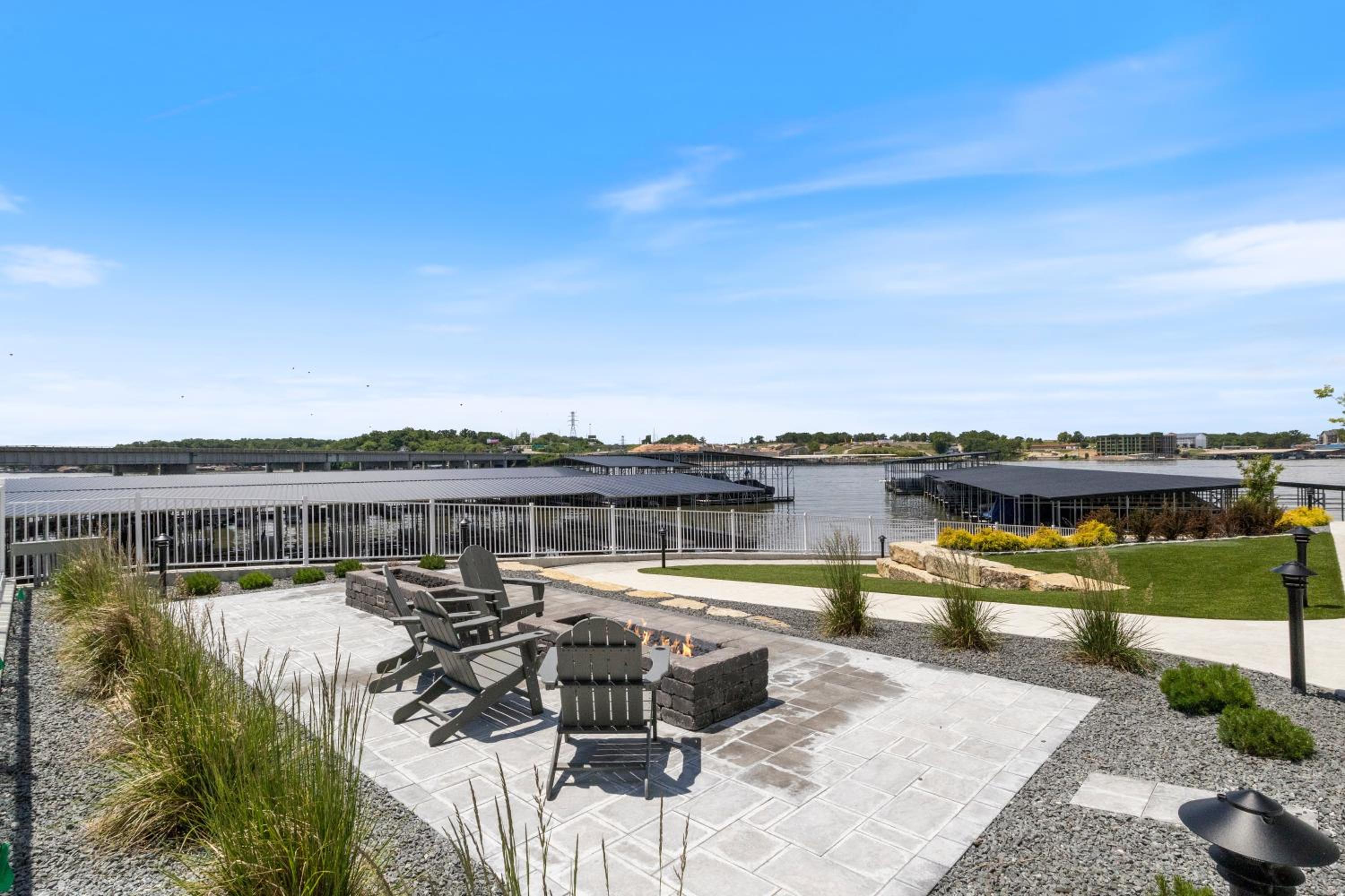 Amazing Top Floor Condo at Topsider Resort Community