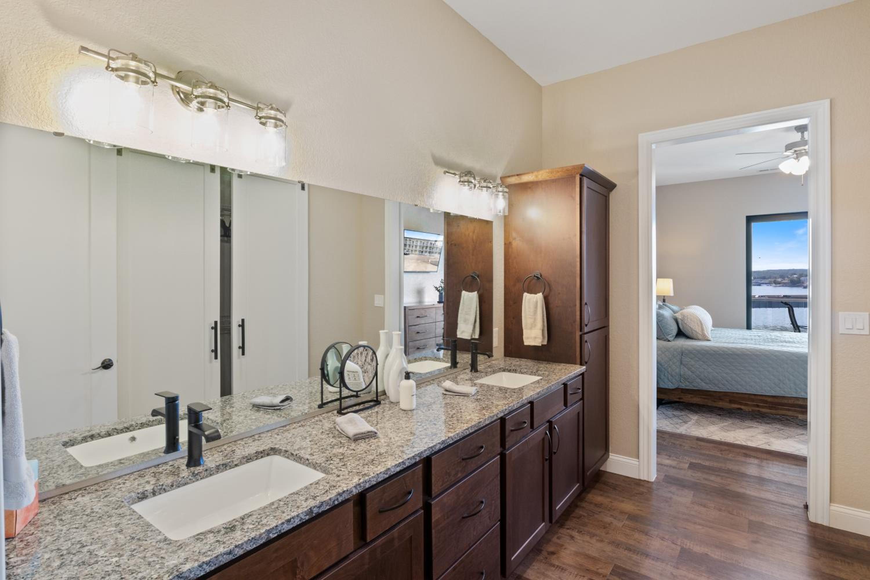 Brand New Complex, Central Location, Amazing Views