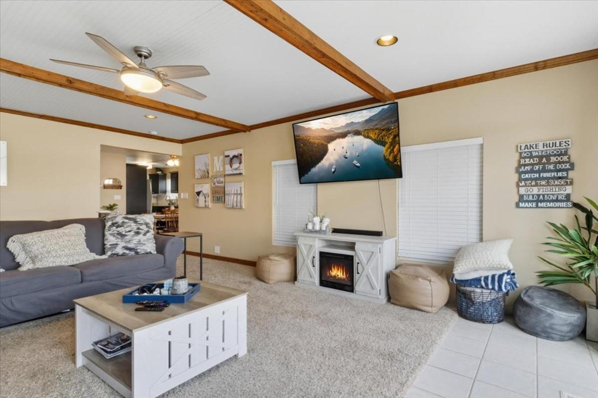 Breathtaking Views, Private Dock, Pure Relaxation