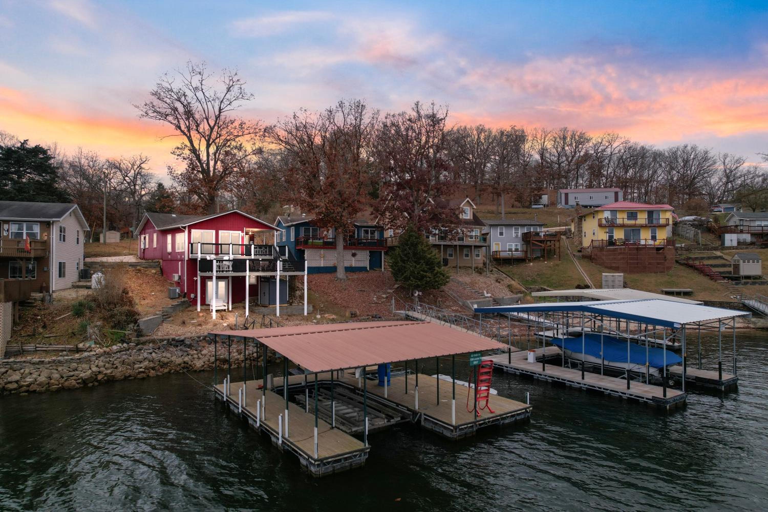 Breathtaking Views, Private Dock, Pure Relaxation