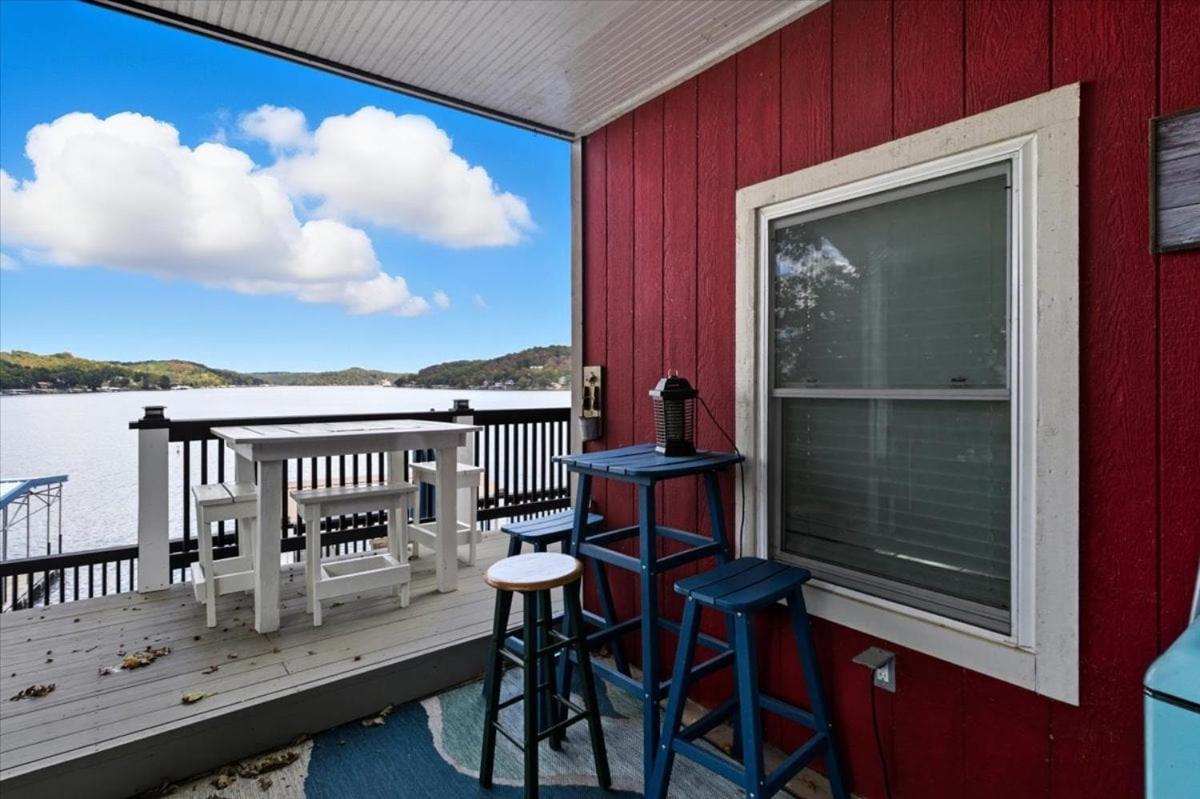 Breathtaking Views, Private Dock, Pure Relaxation