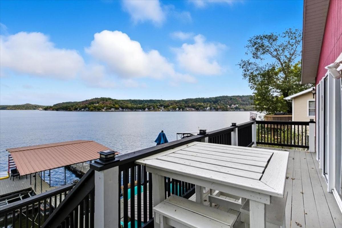 Breathtaking Views, Private Dock, Pure Relaxation