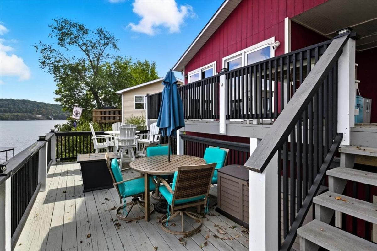 Breathtaking Views, Private Dock, Pure Relaxation