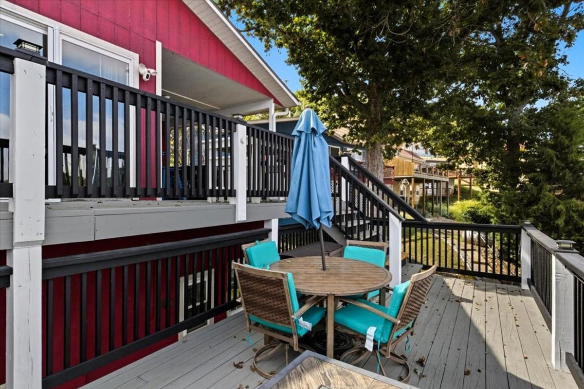 Breathtaking Views, Private Dock, Pure Relaxation