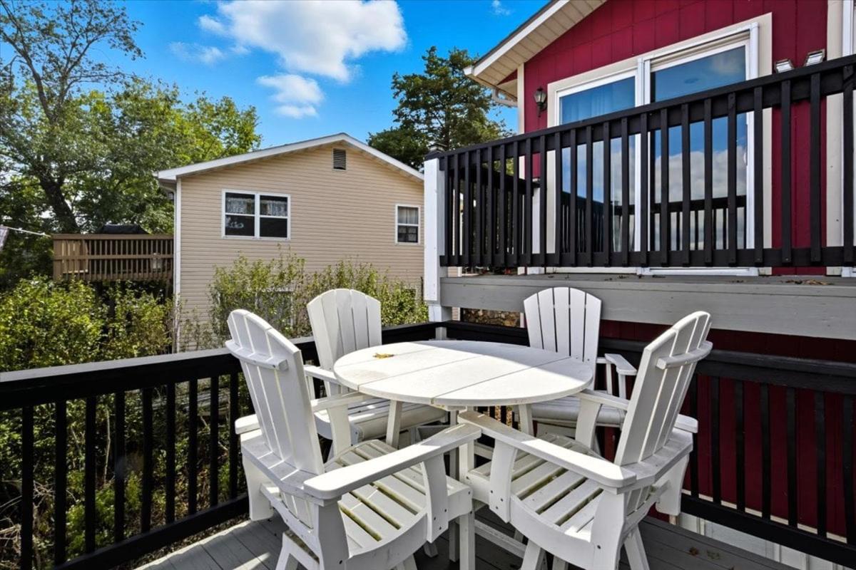 Breathtaking Views, Private Dock, Pure Relaxation