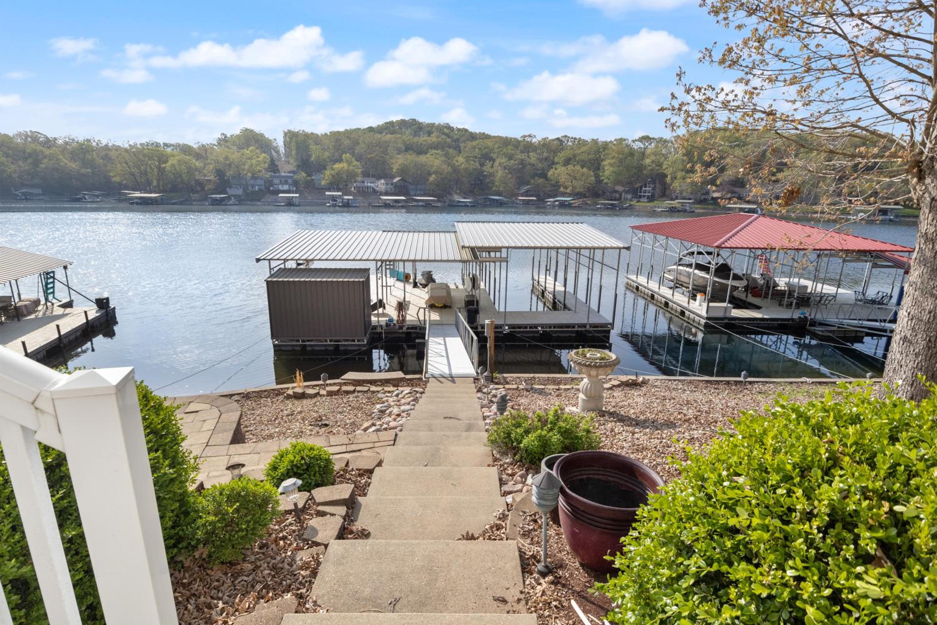 Family-Friendly, Dock Enjoyment, Kayaks, Lake View