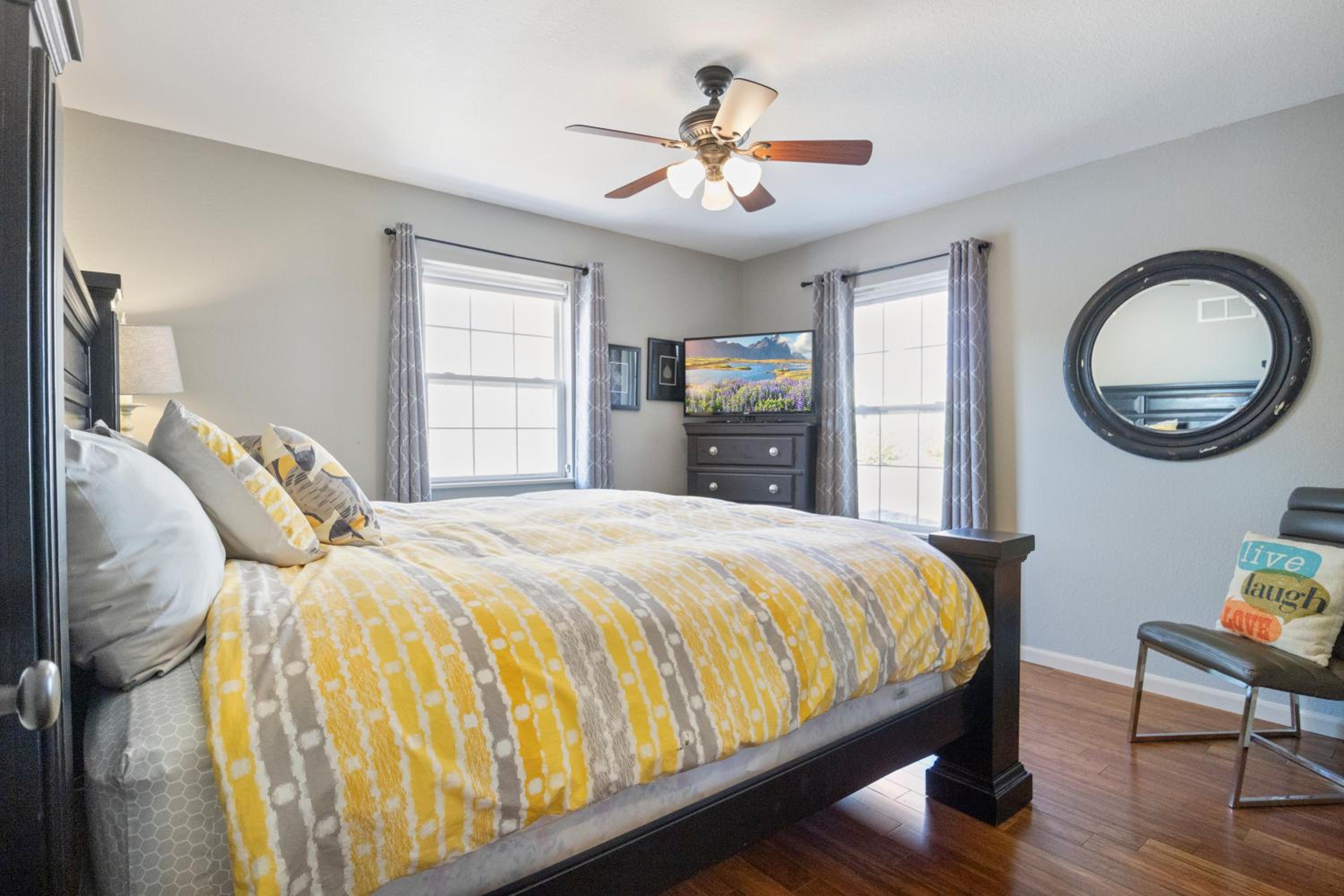 Family-Friendly, Dock Enjoyment, Kayaks, Lake View