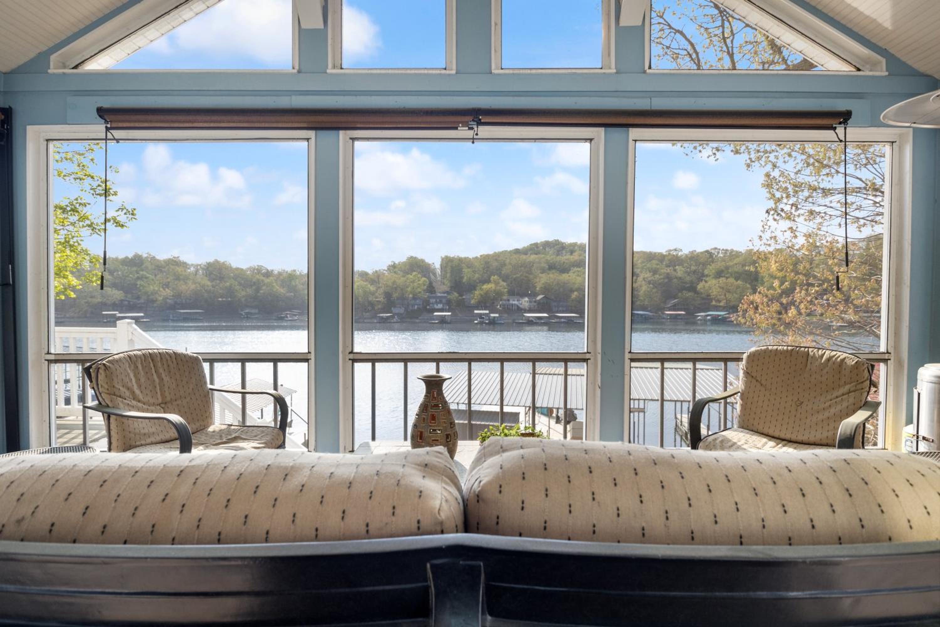 Family-Friendly, Dock Enjoyment, Kayaks, Lake View