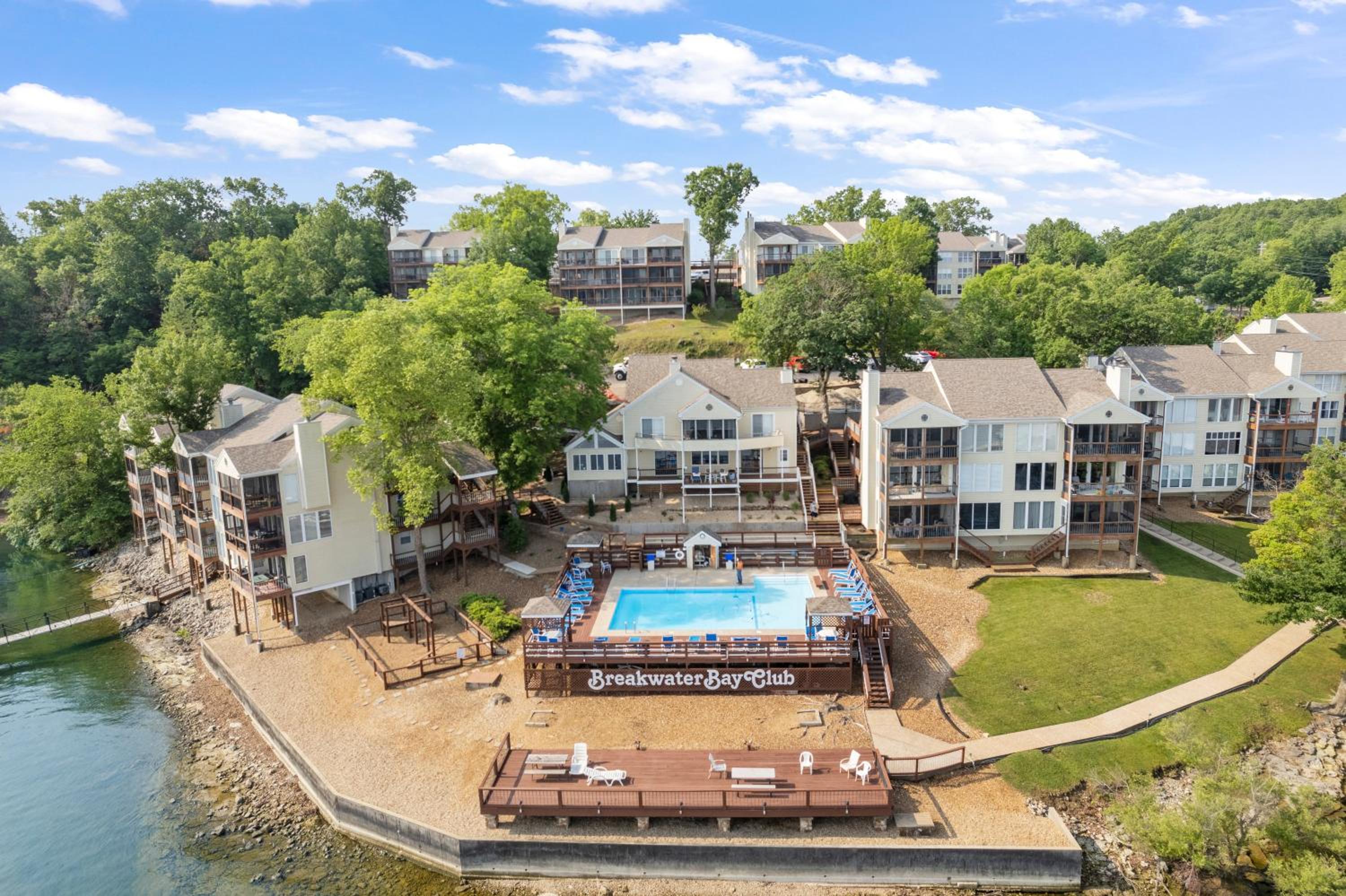 Dream Condo with Perfect Location for All The Fun!