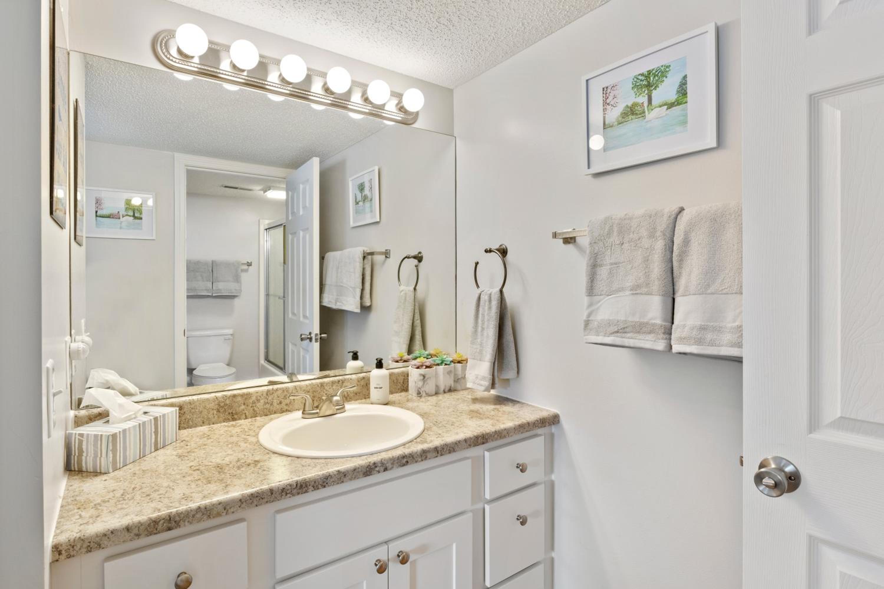 Dream Condo with Perfect Location for All The Fun!